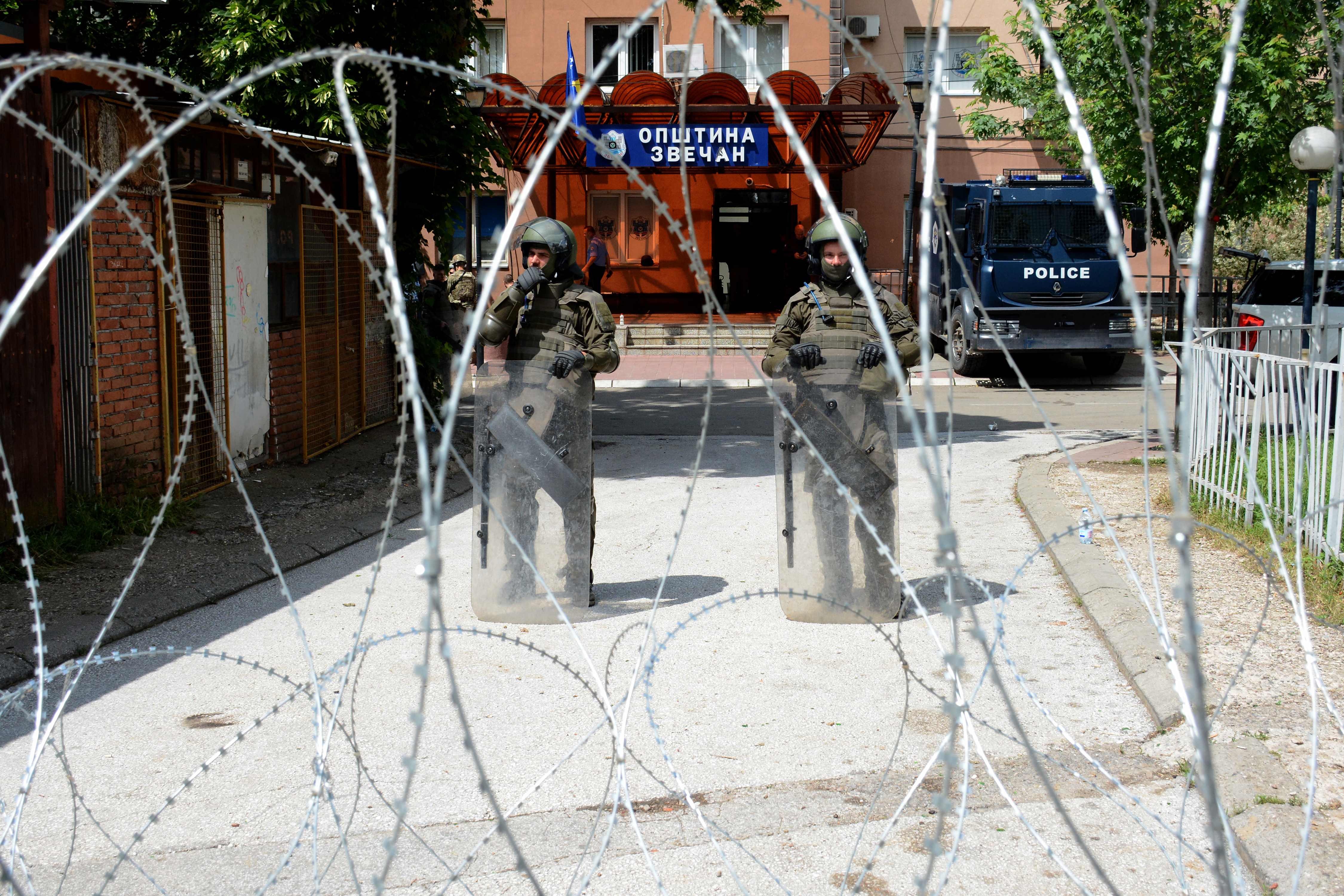 kosovo, sukob, vojska, policija