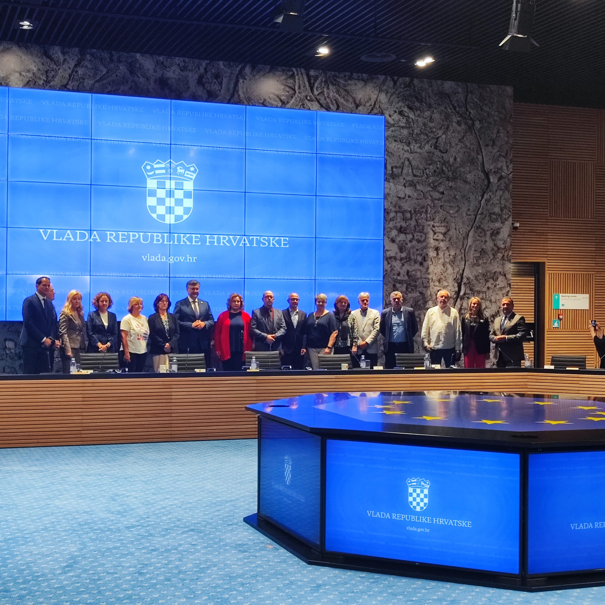 vlada, andrej plenković, sindikati