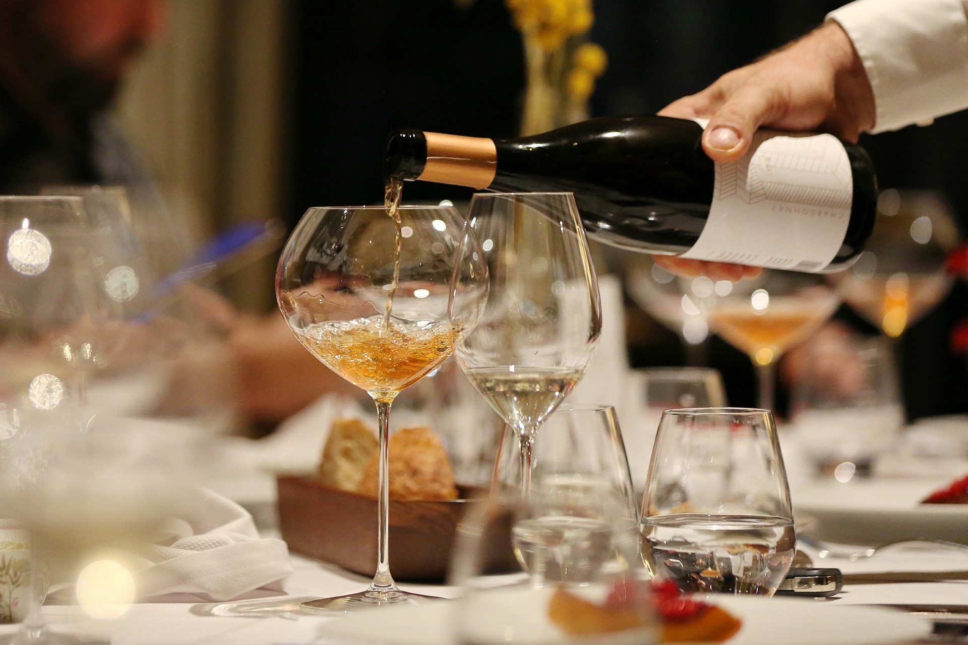 thumbnail_Korak_točenje_vina