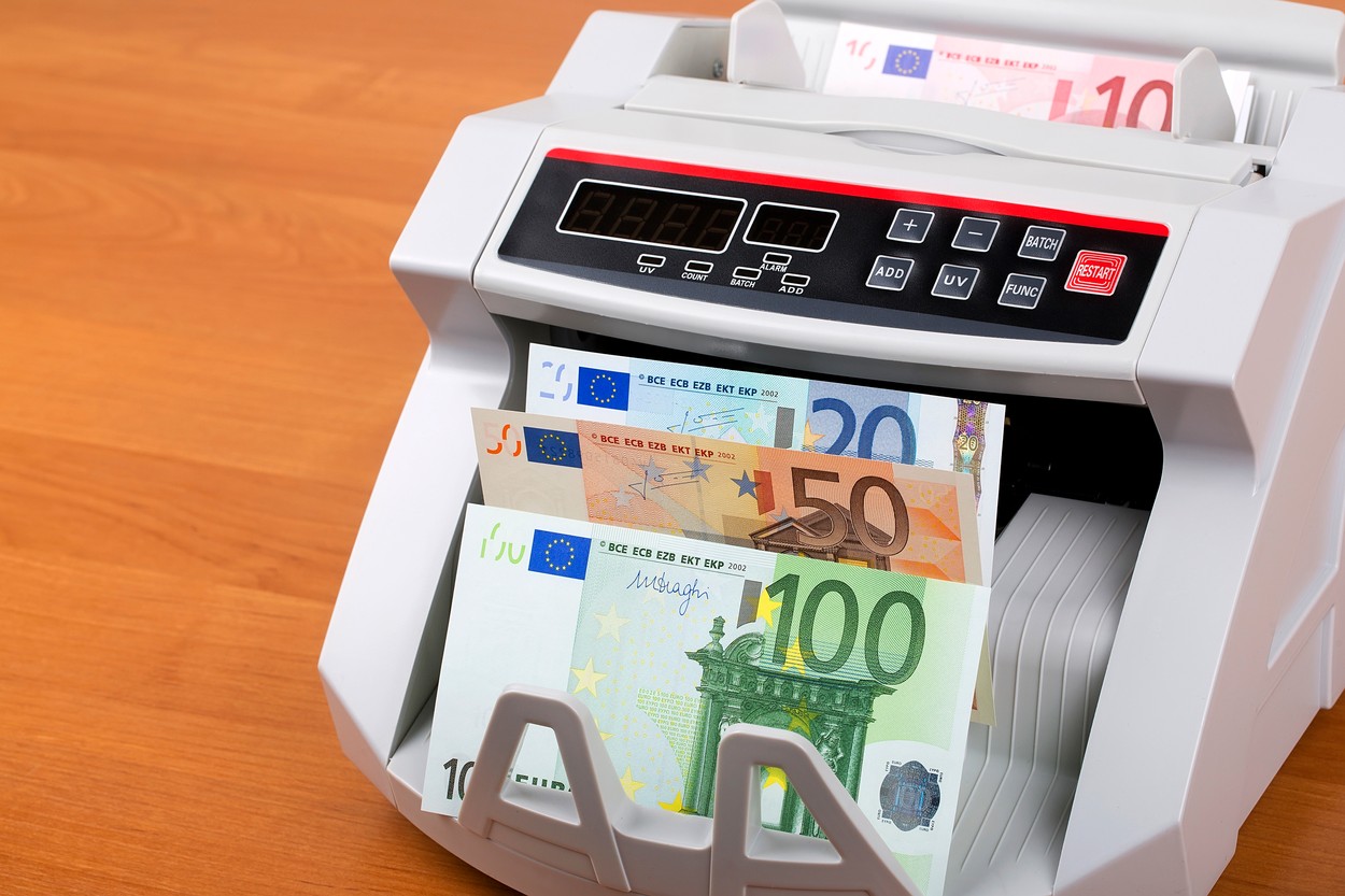 European money in a counting machine