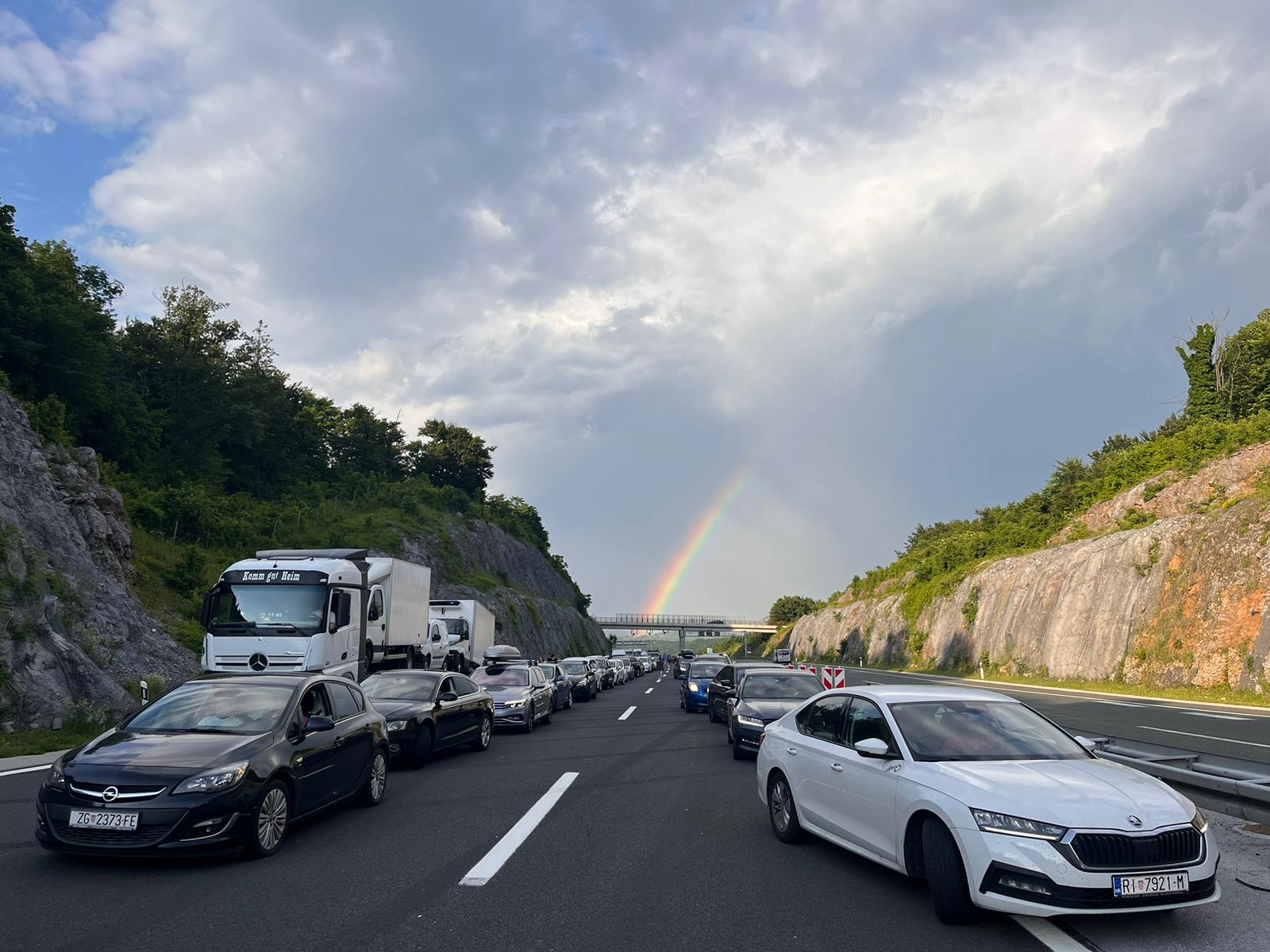 kolona, gužva, autocesta,