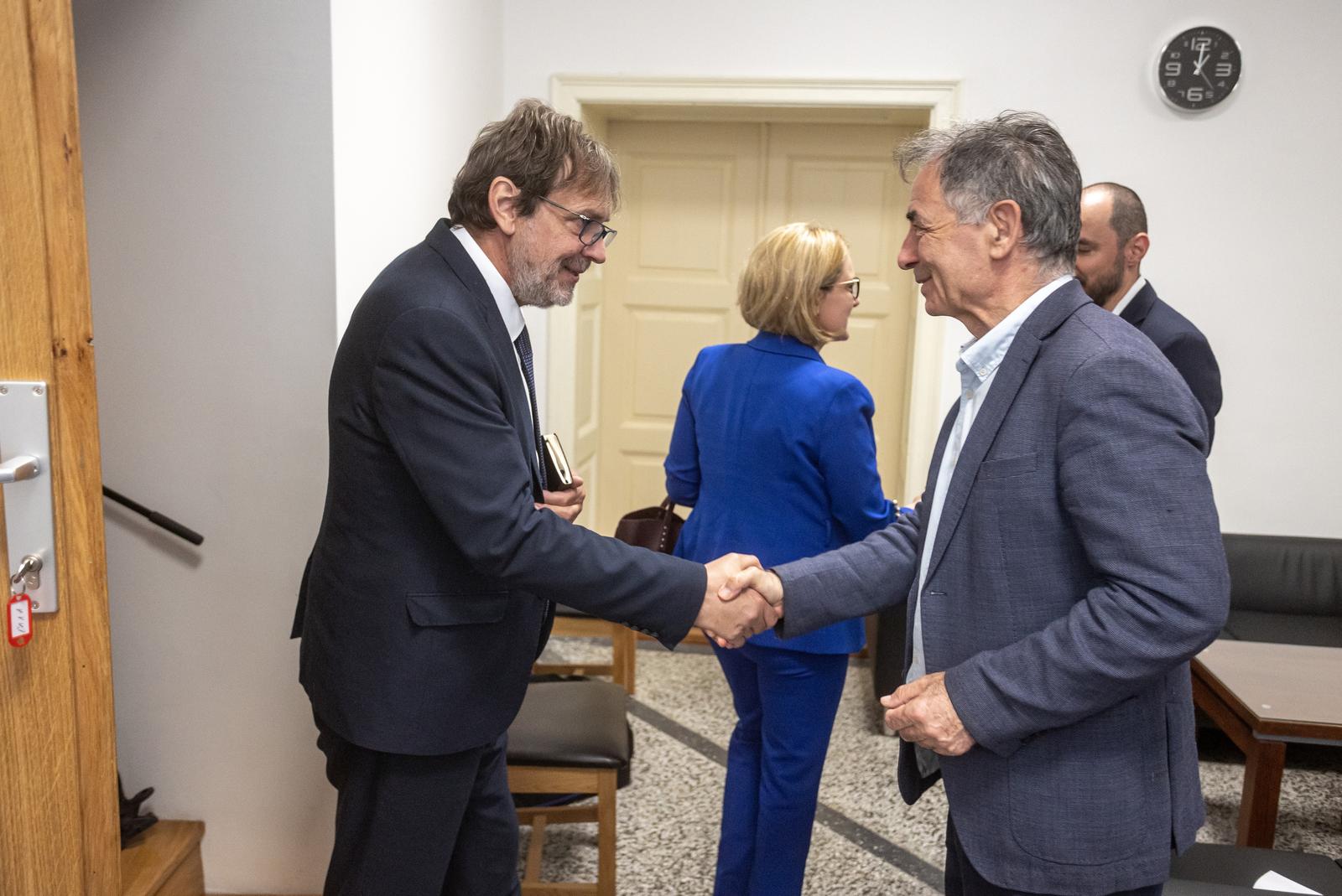 U Vukovaru nastavljeni razgovori Milorada Pupovca i Tomislava Žigmanova s ciljem unapređenja prava manjina i hrvatsko-srpskih odnosa