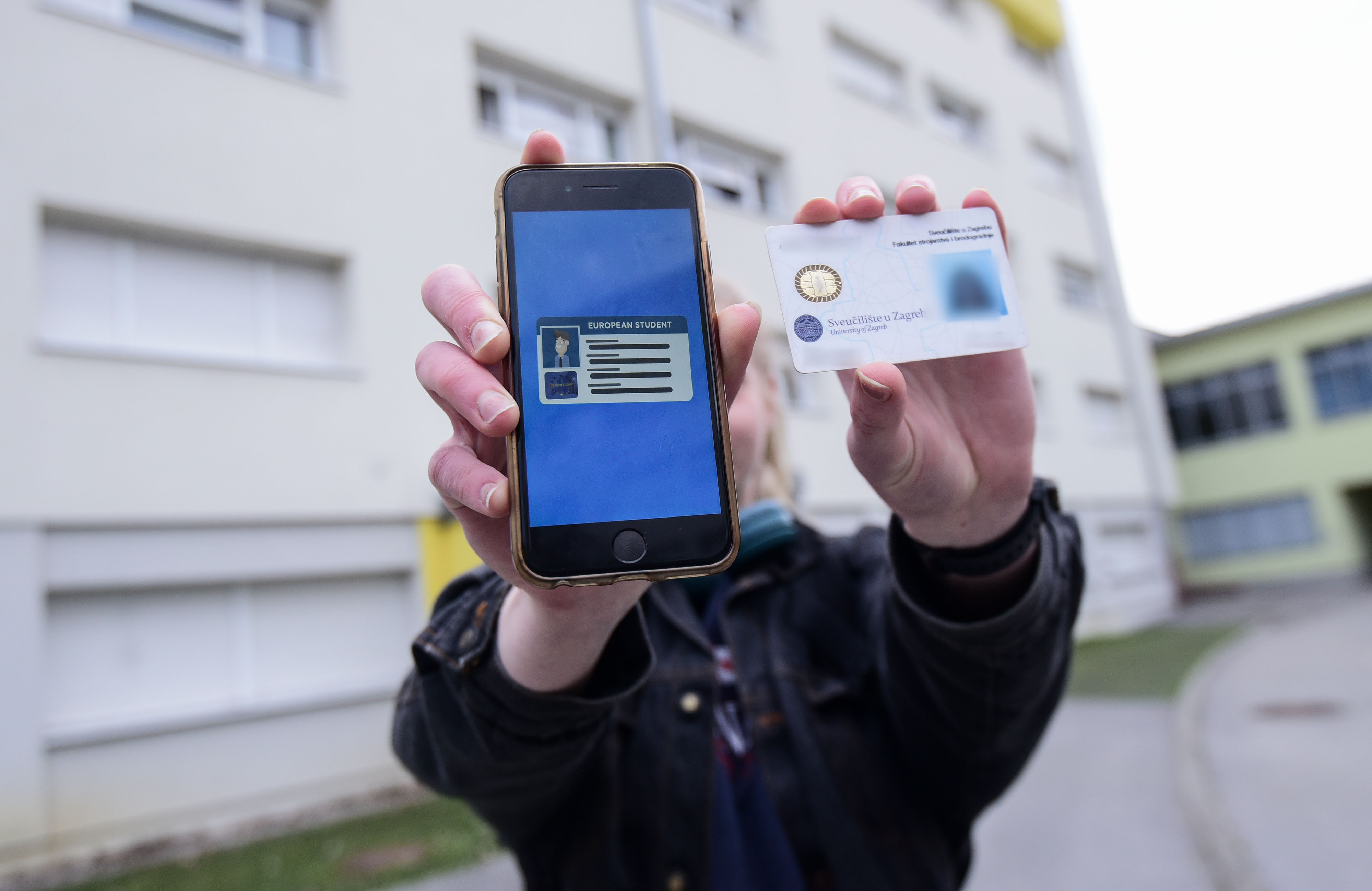 studenti, digitalizacija