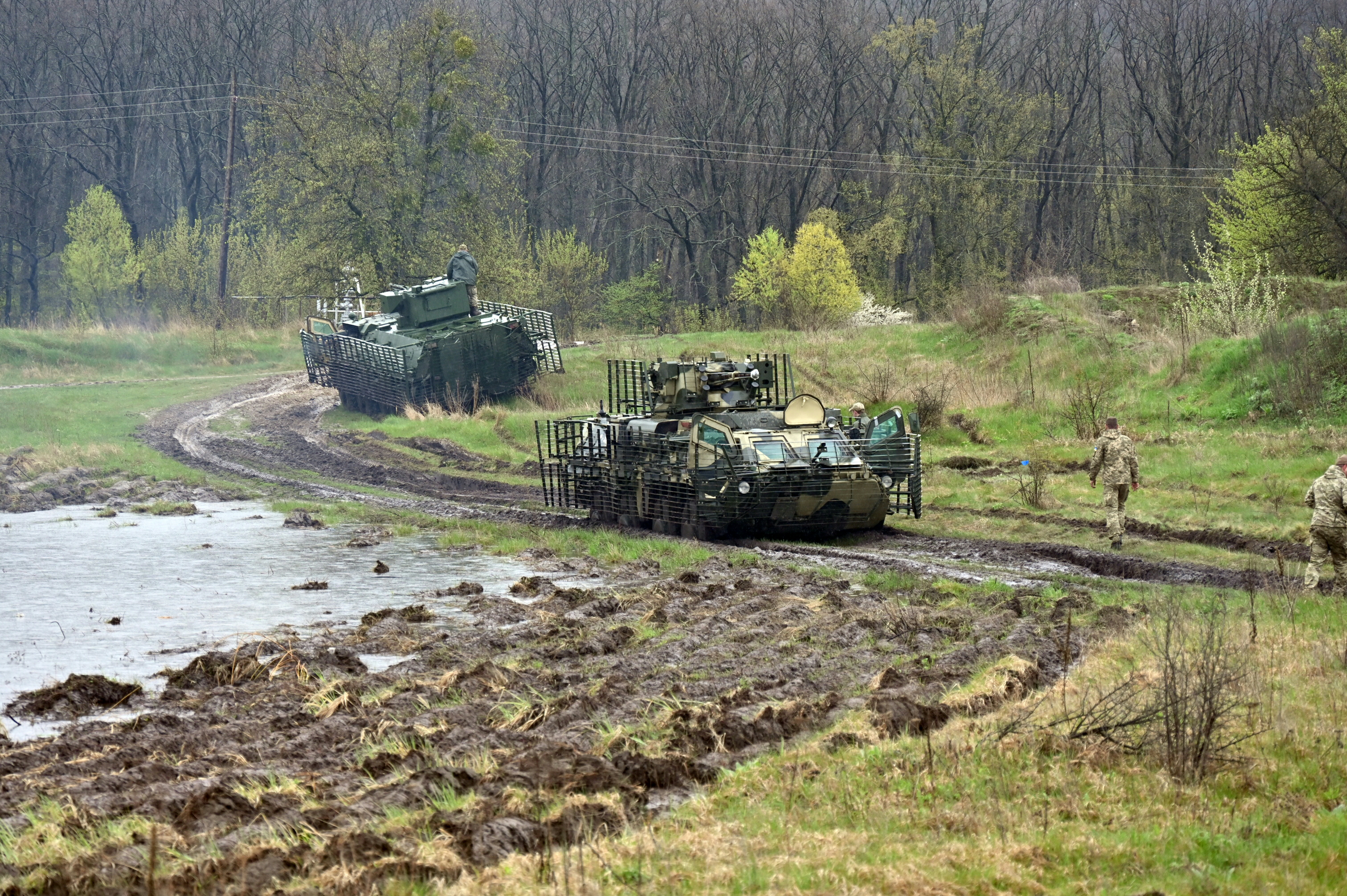 ukrajina, rusija, tenk, oklopno vozilo