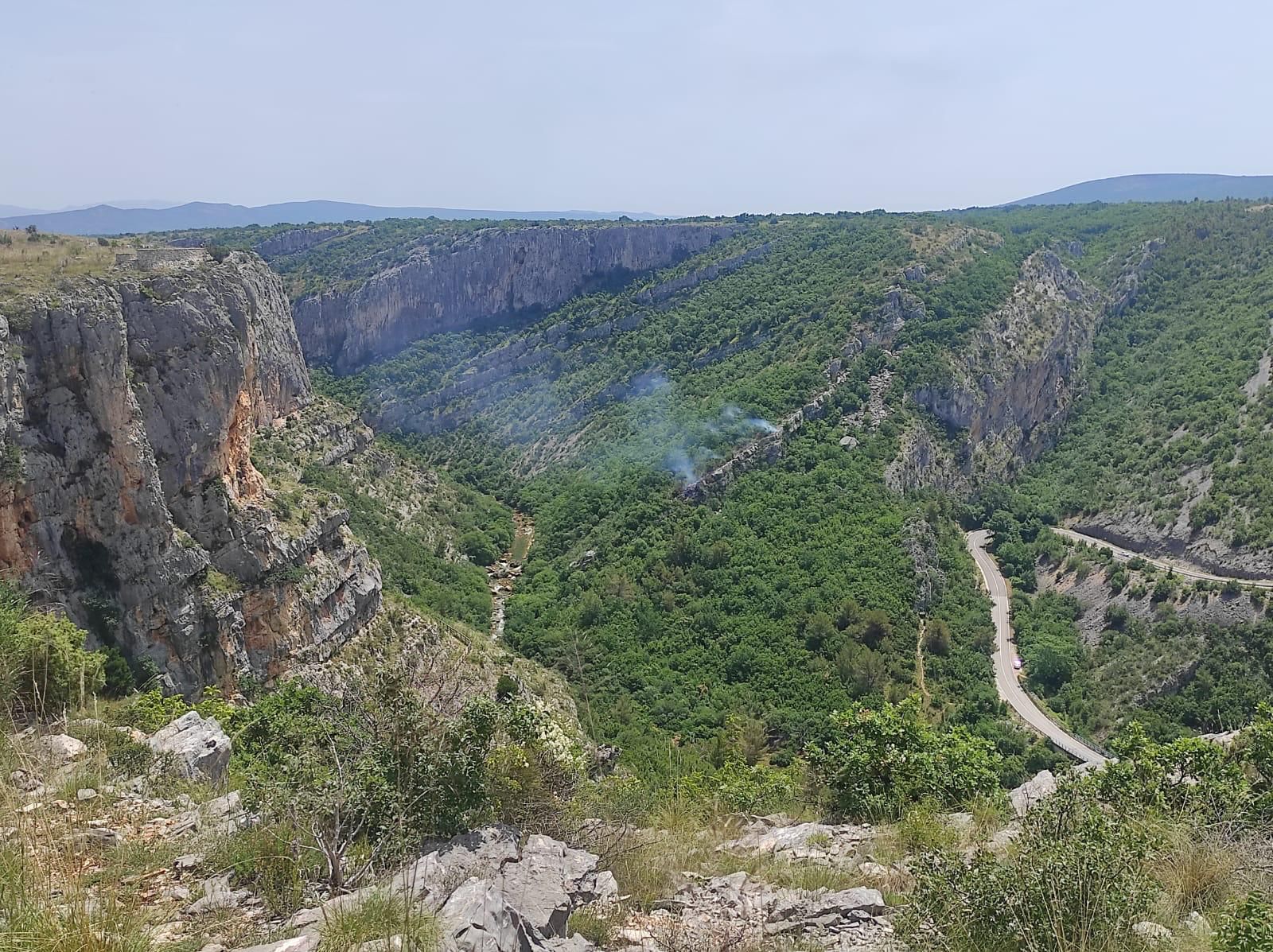 pada mađarskog helikoptera, kanjon čikole