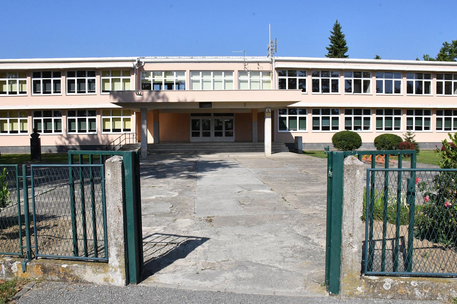 Slavonski Brod: Zbog zaraze djelatnika OŠ Bogoslav Šulek zatvorena na dva tjedna