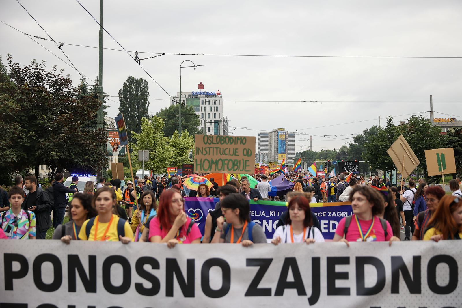 Sarajevo: Pod sloganom "Ponosno zajedno" održana četvrta Povorka ponosa