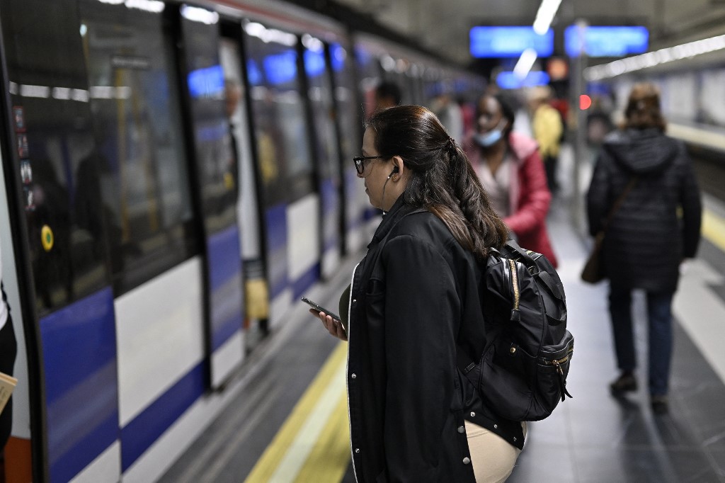 metro, putnici, španjolska, vlak, putovanje, turisti