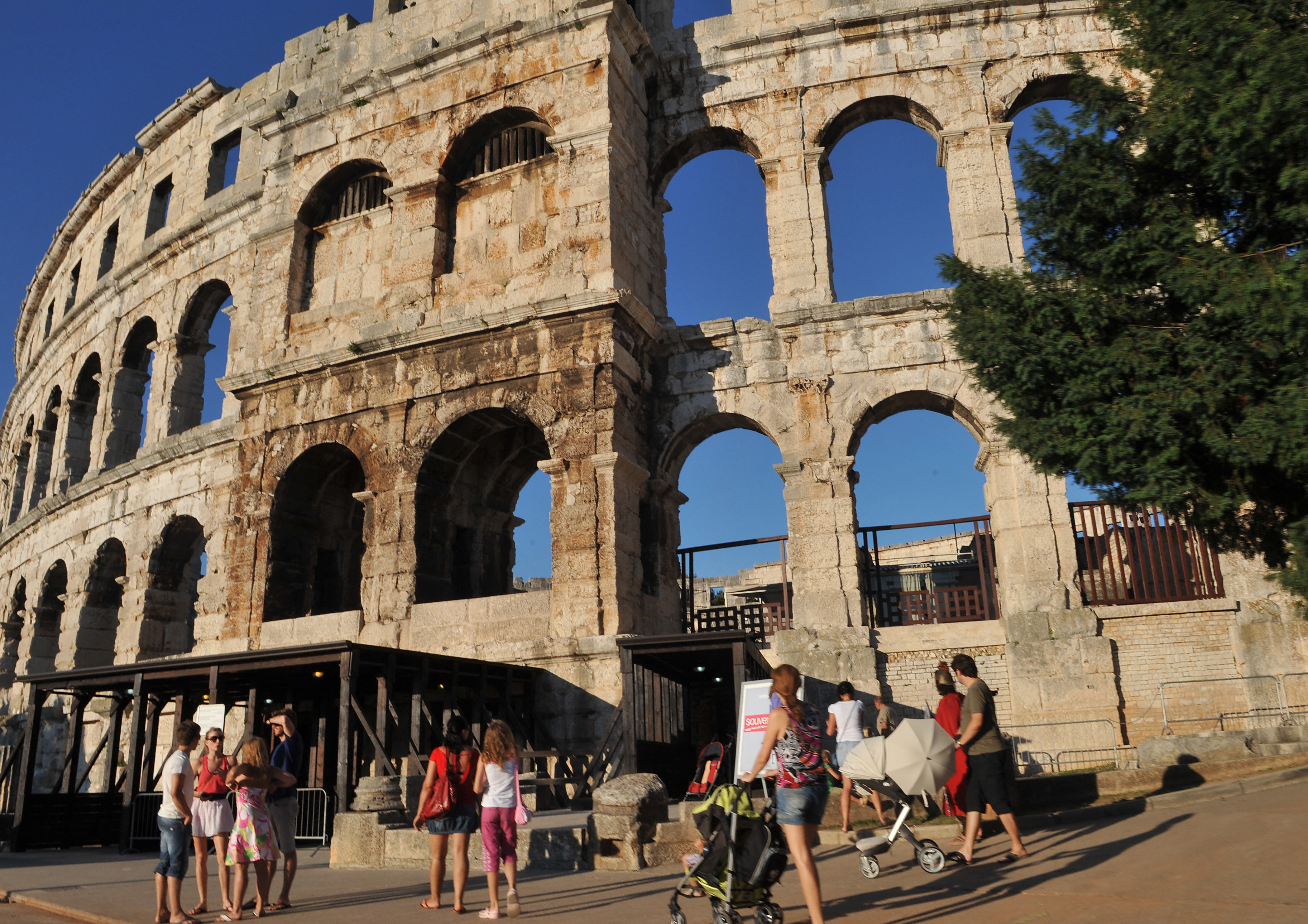 CROATIA-THEME-TOURISM