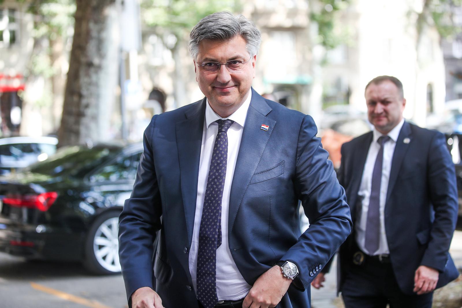 Zagreb: Dolazak članova HDZ-a na sjednicu šireg Predsjedništva stranke