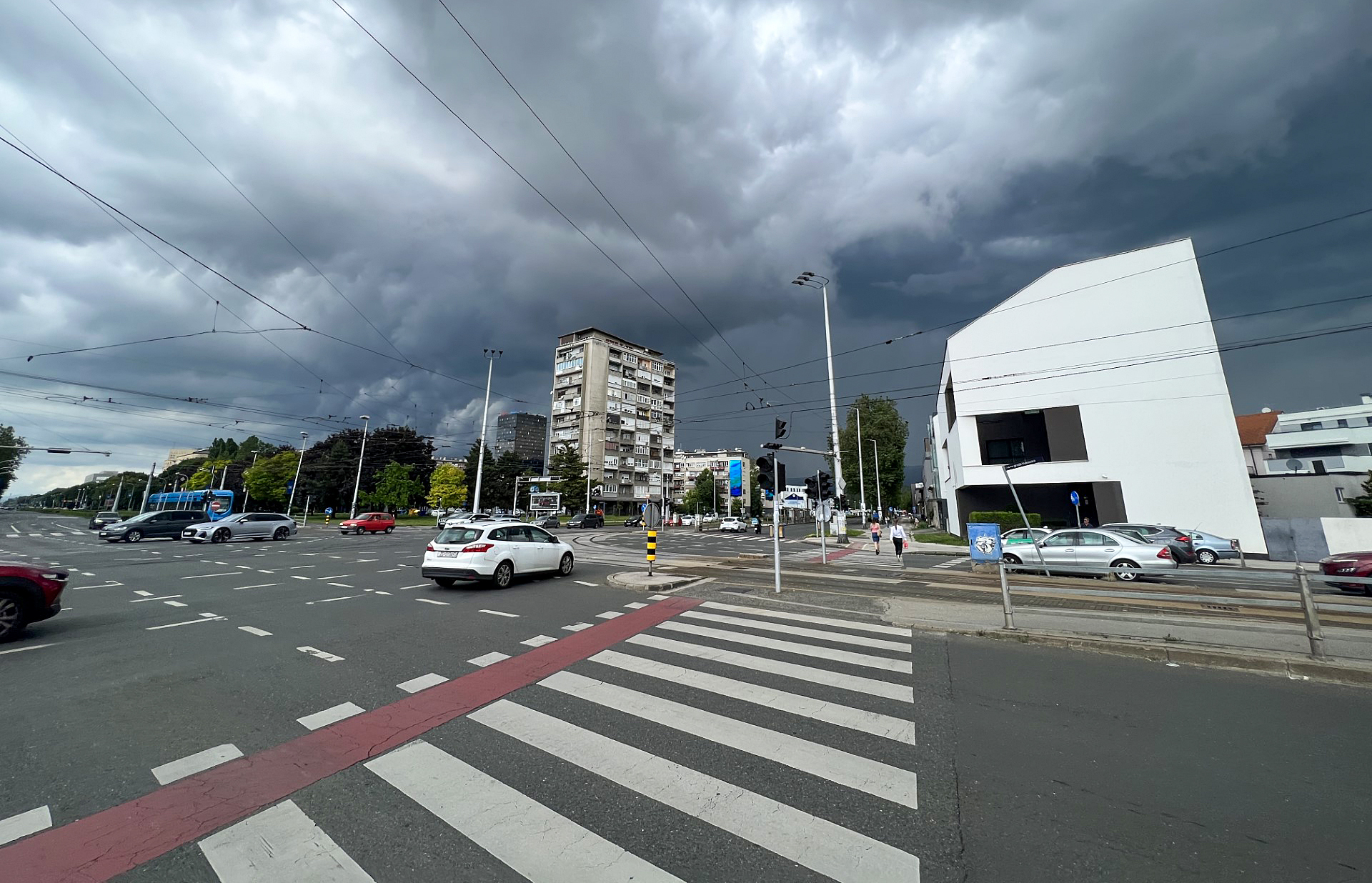 Kišni oblaci iznad Zagreba