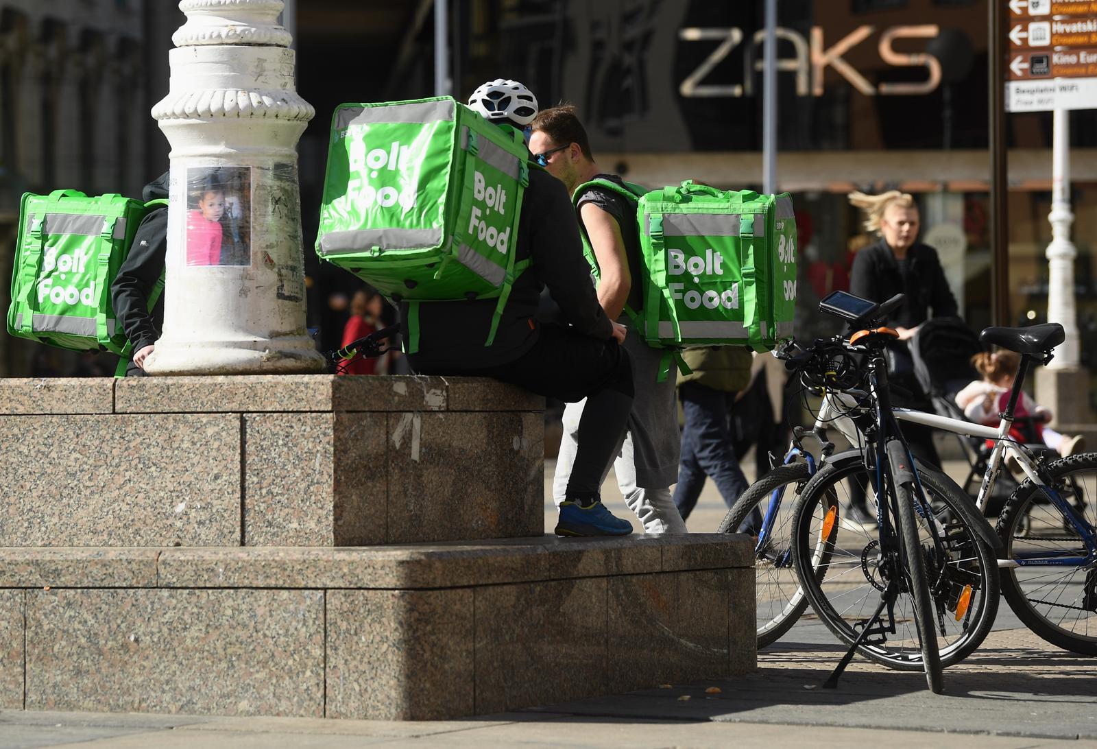 Zagreb: Dostavljači na biciklima nakratko uzeli pauzu