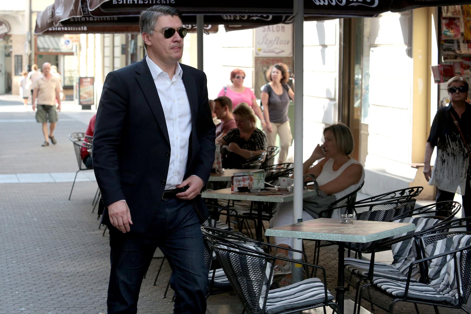 Zagreb: Zoran Milanovi? i Stjepan Mesi? popili kavu u kultnom Charlieju