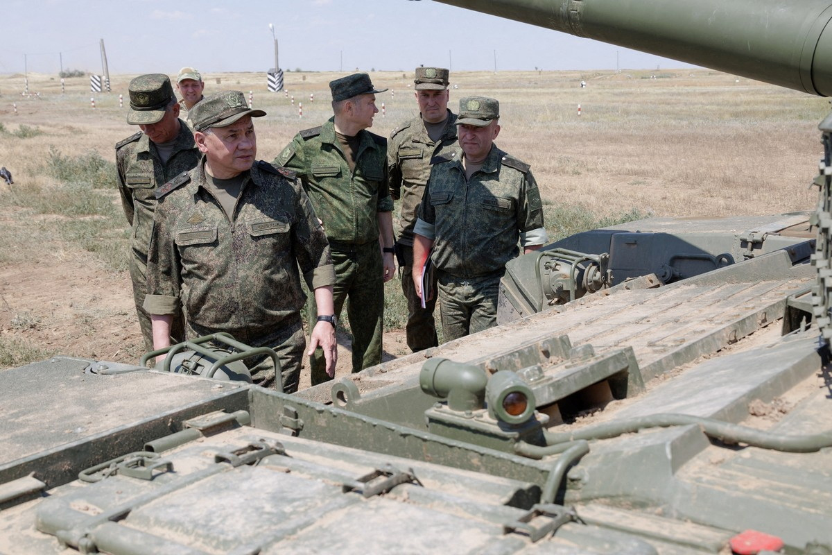 Russia's Defence Minister Sergei Shoigu inspects troops in the Southern Military District