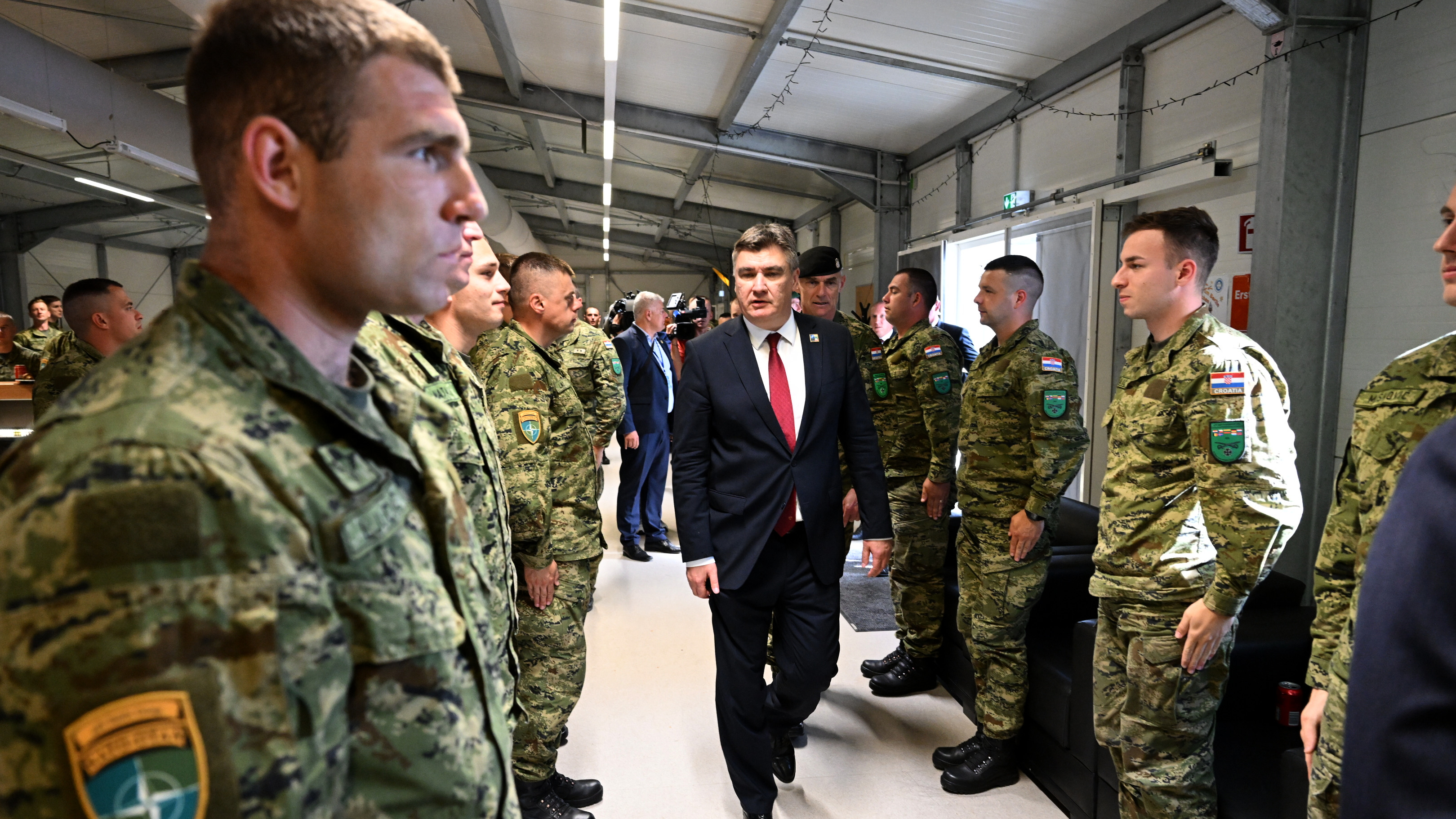 milanović, vojska, nato