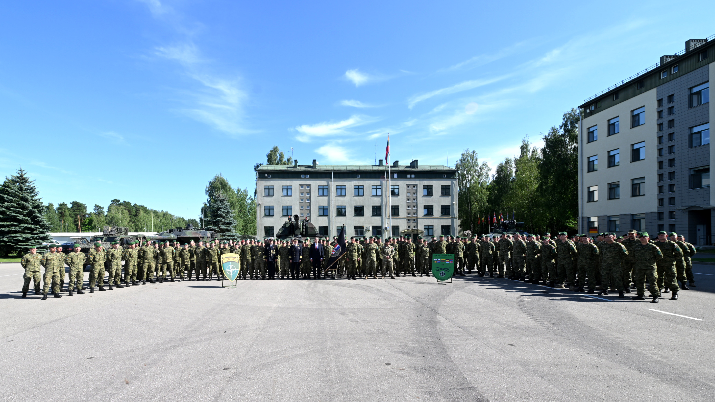 milanović, vojska, nato