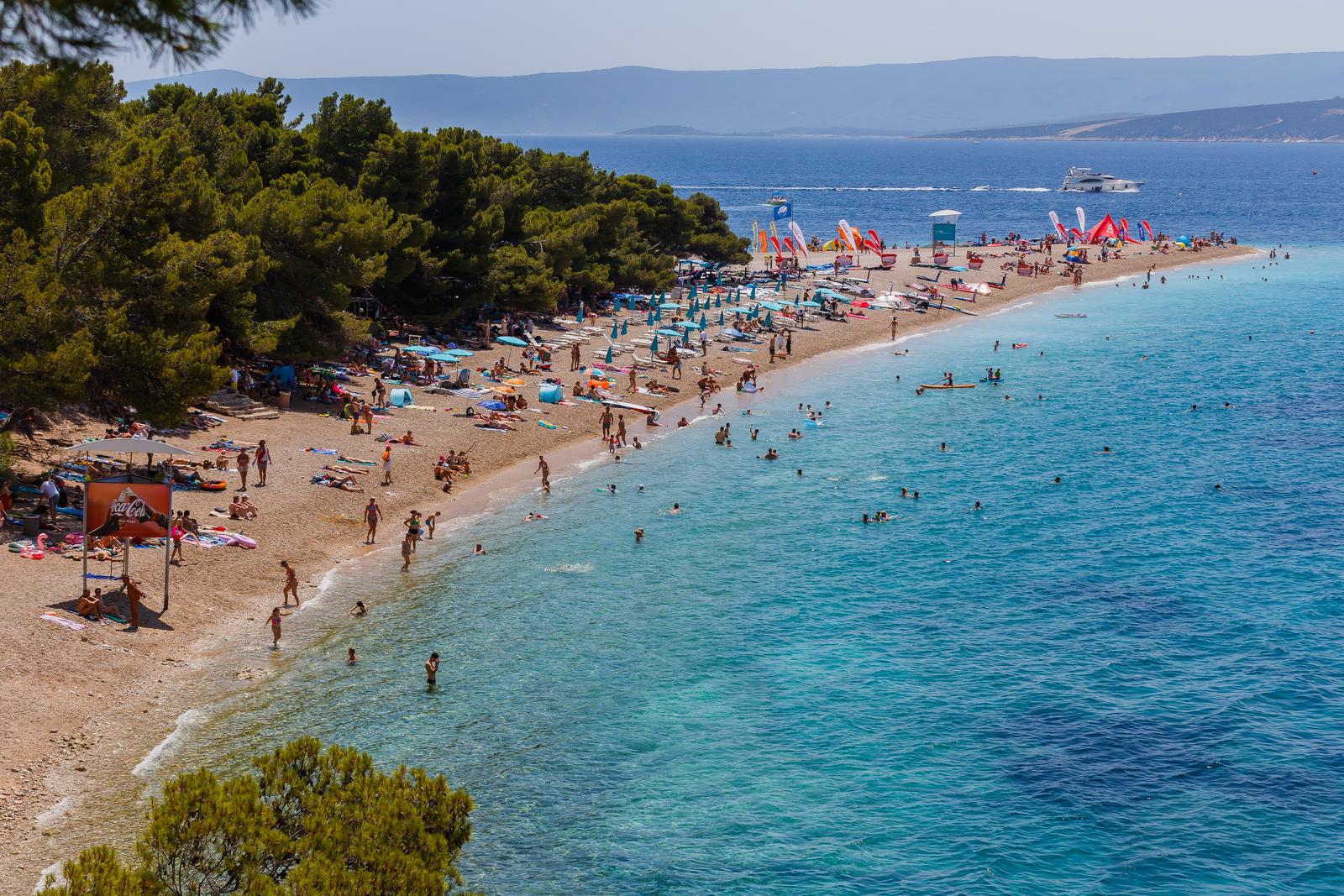 Bol:  Ljetni ugođaj na Zlatnom Ratu