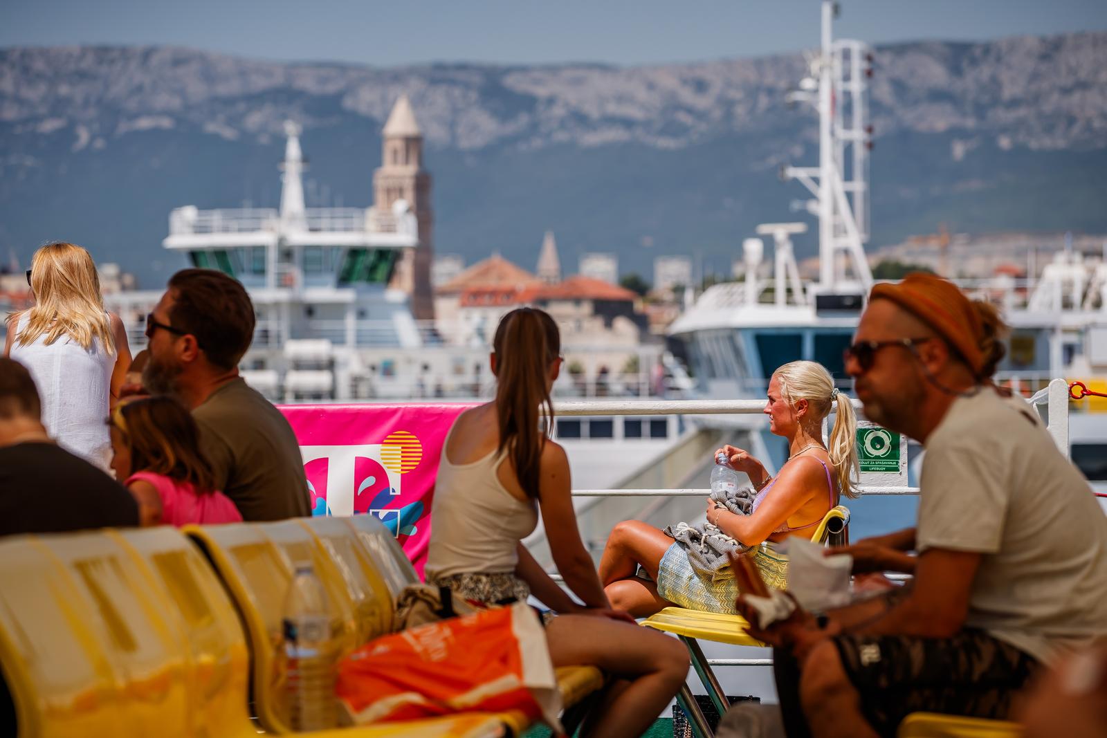 Split: Trajektna linija Split-Supetar