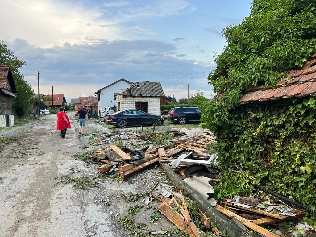 926baeb4-2a84-44ac-b496-232bc5c4f730