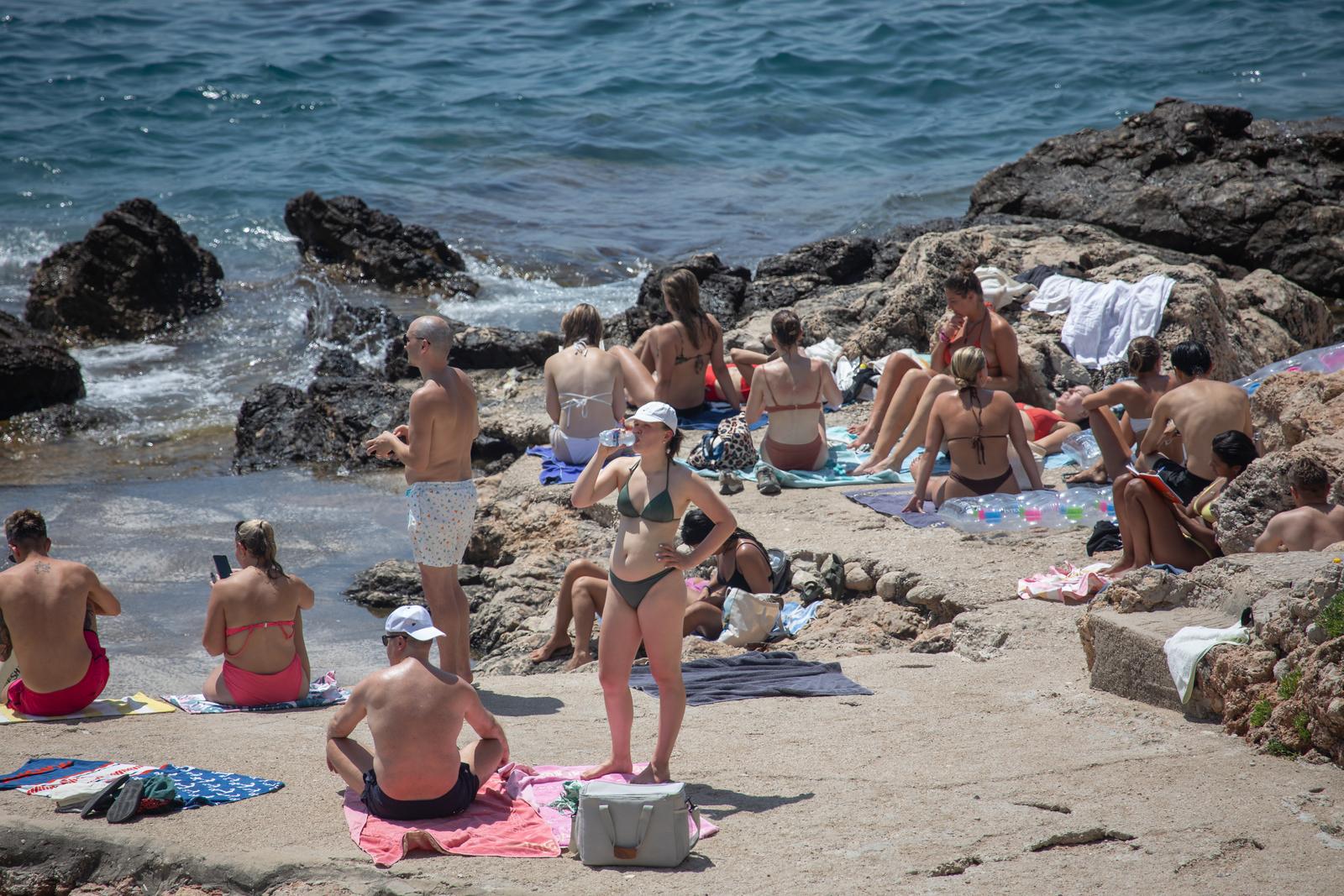 Gužve i visoke temperature u Dubrovniku