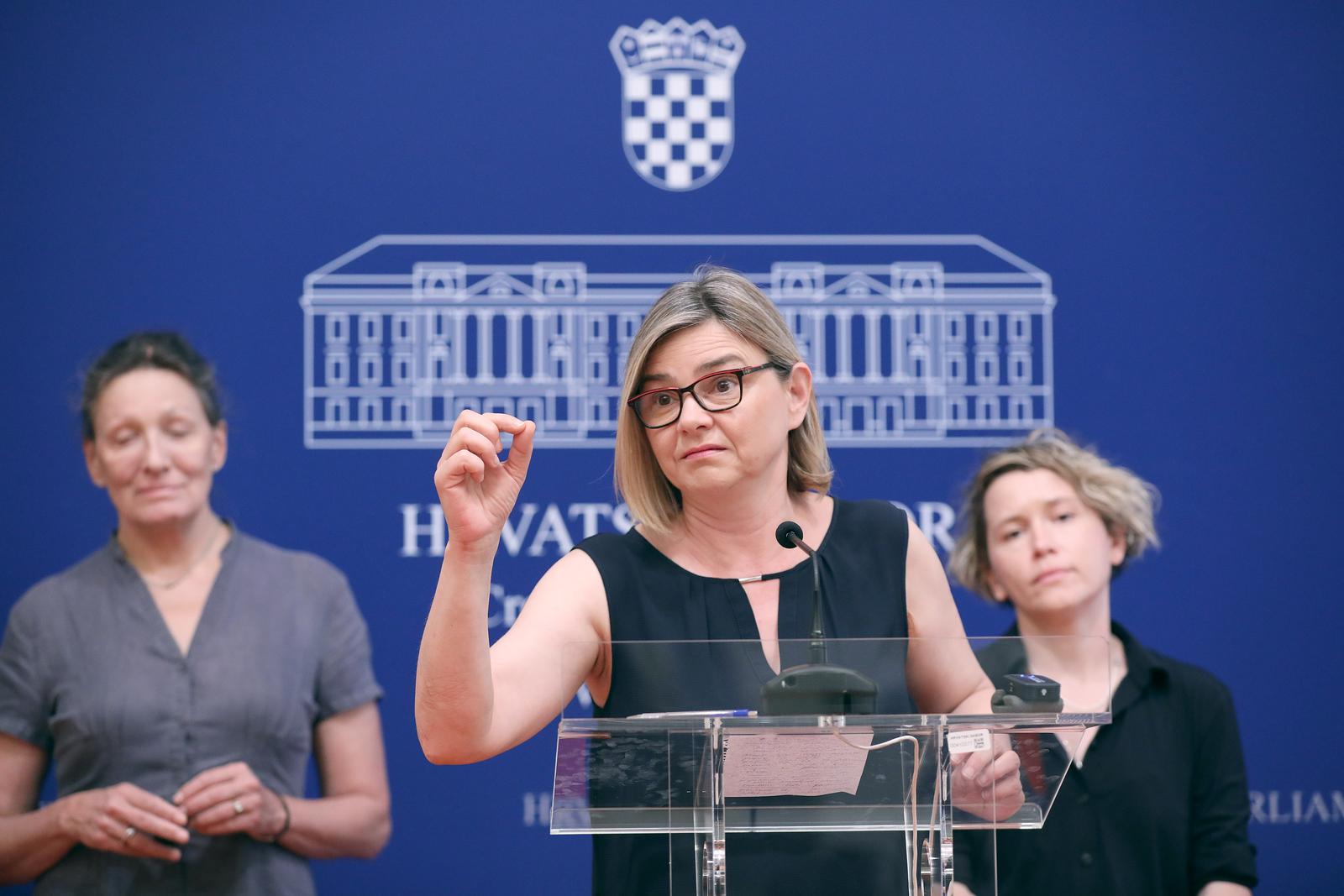 Zagreb: Sandra Benčić o odgovornosti predsjednika Vlade RH Andreja Plenkovića u plinskoj aferi