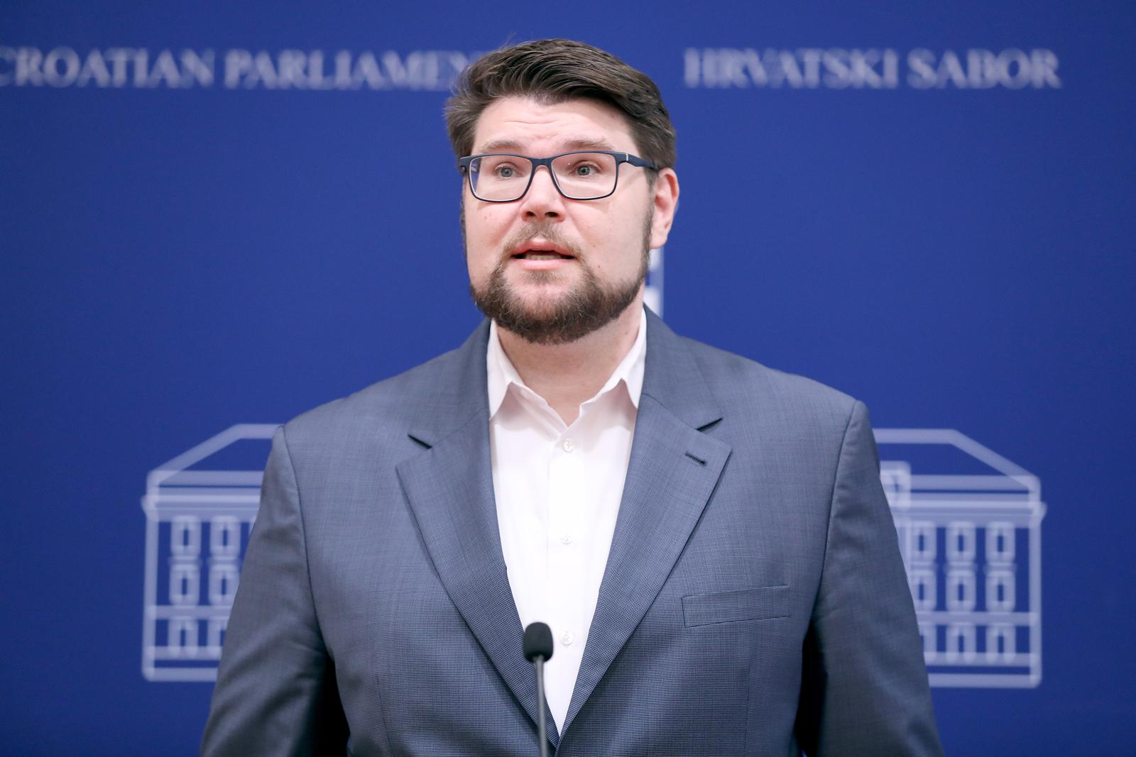 Zagreb: Peđa Grbin o slučaju HEP