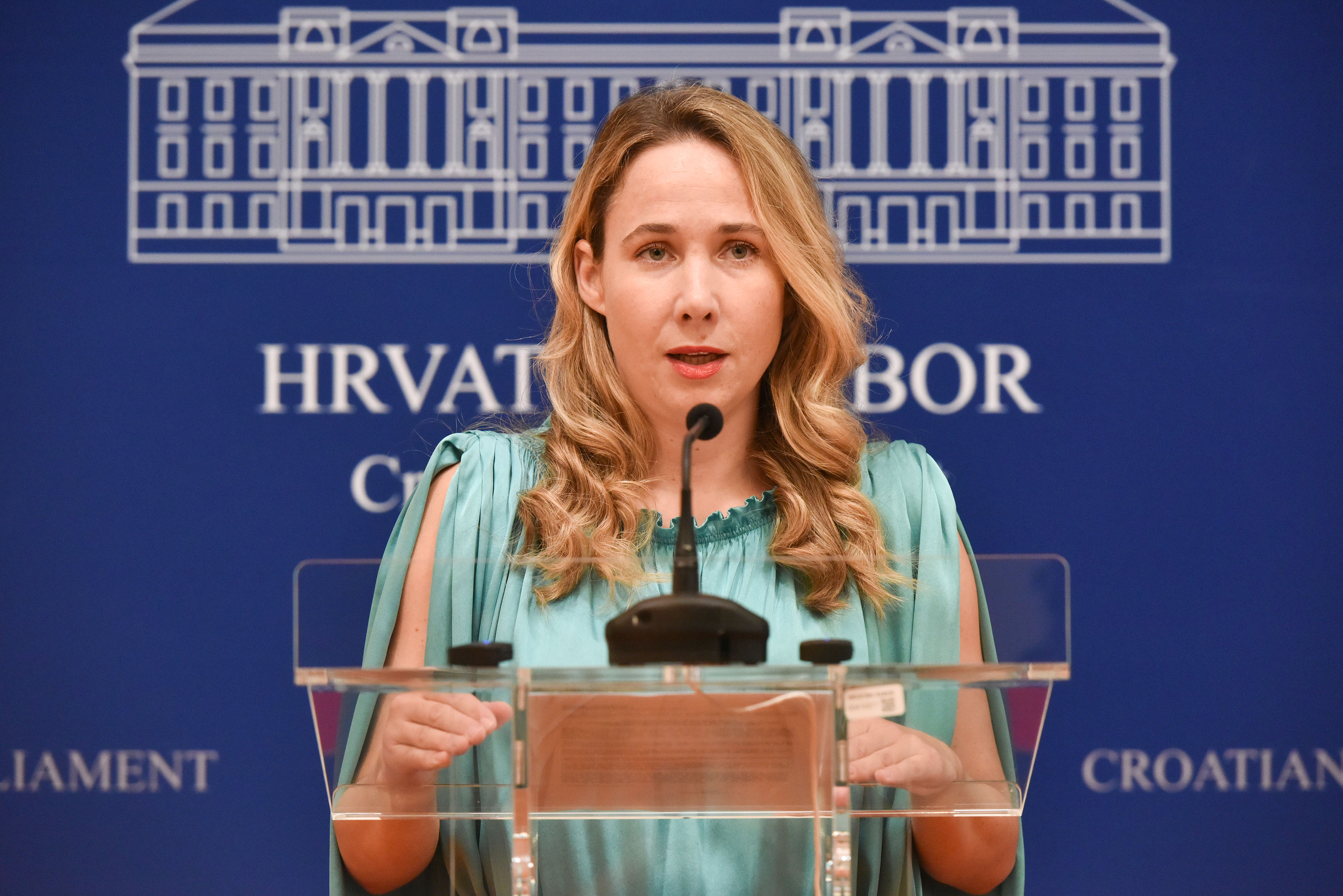 Zagreb: Marija Selak Raspudić u Saboru održala konferenciju za medije