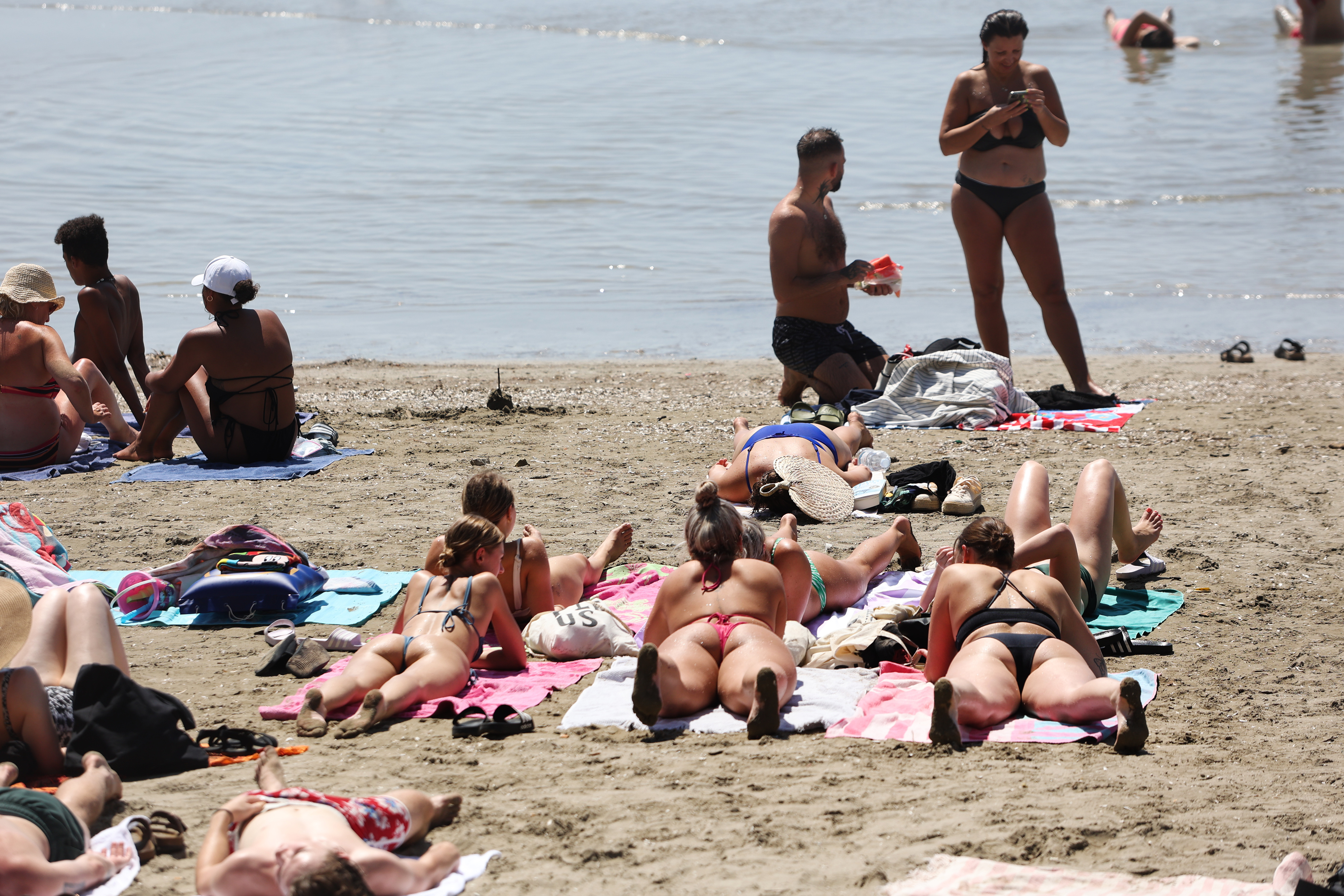 Split: Plaža Bačvice puna je kupača