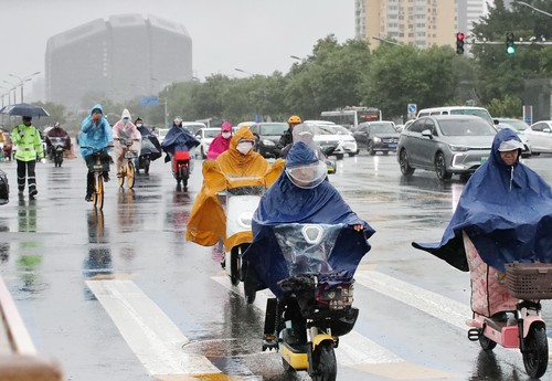Heavy rain attacks Beijing