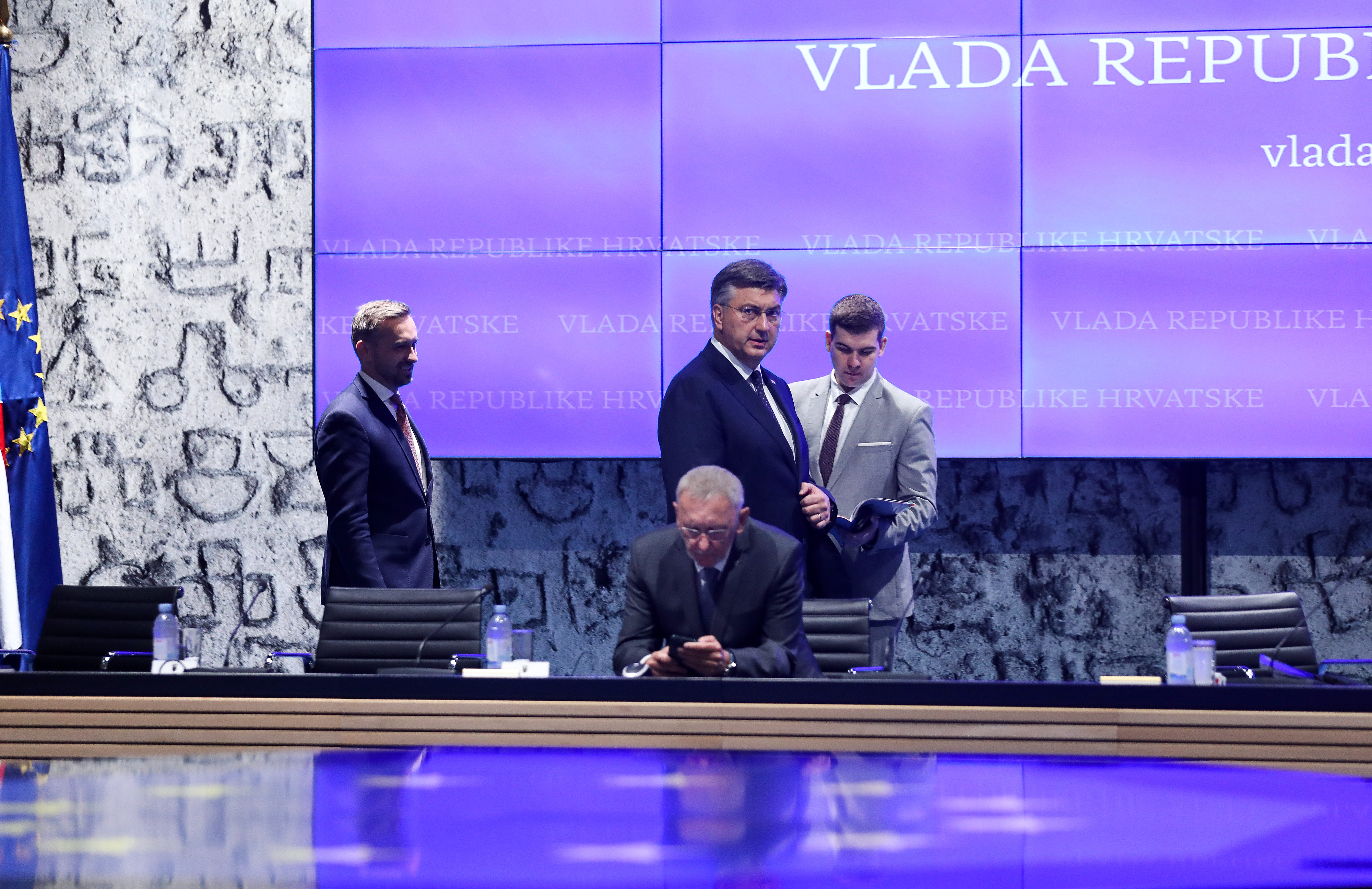 Andrej Plenković, Vlada