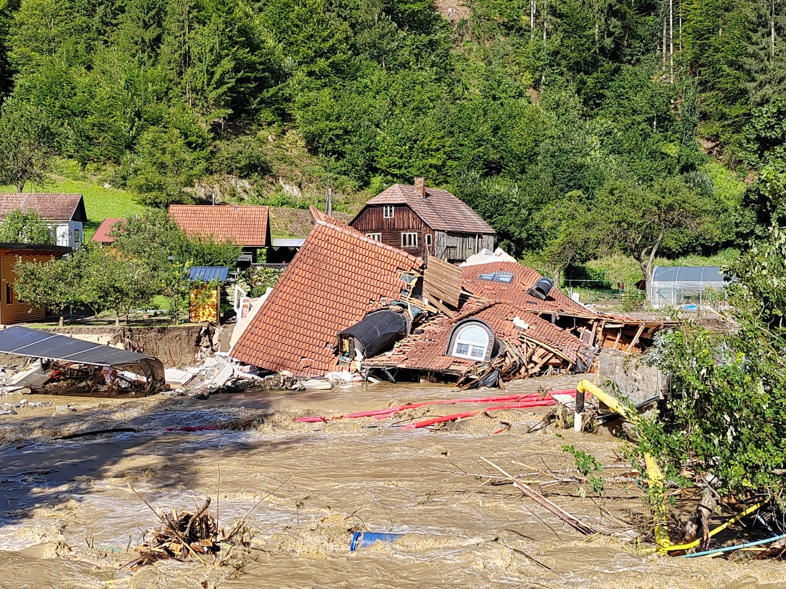 slovenija, prevalje, poplava