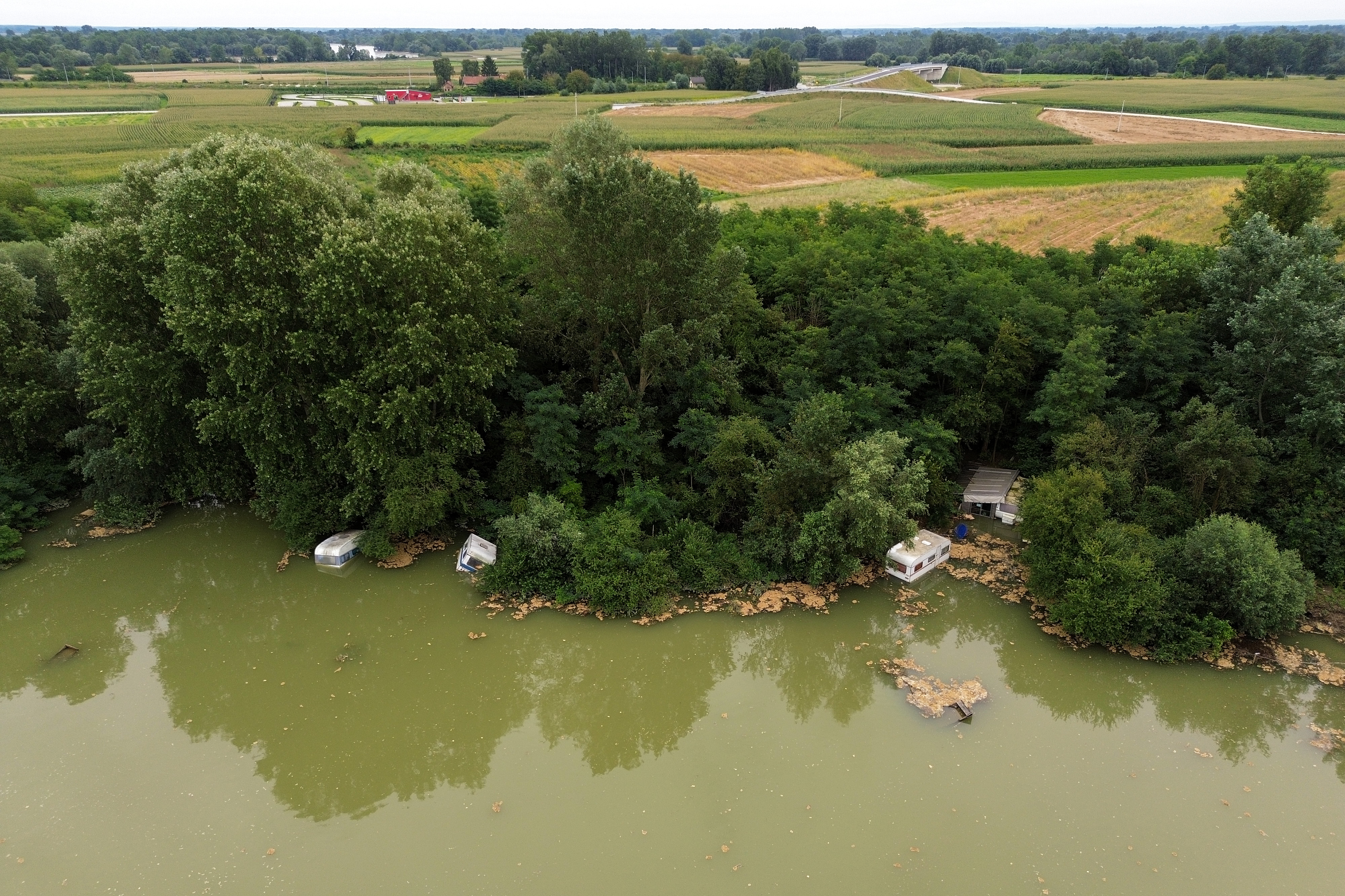 Đelekovec: Pogled iz zraka na posljedice poplave na  jezeru Šoderica