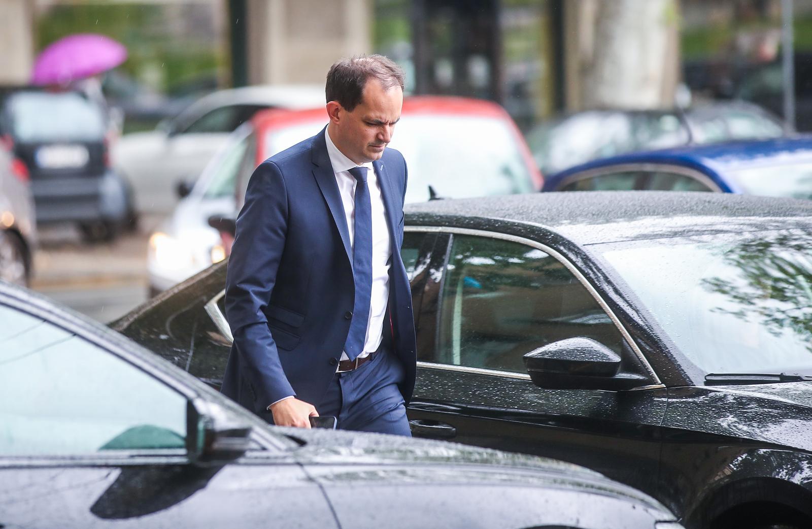 Zagreb: Članovi HDZ-a dolaze na sjednicu Predsjedništva stranke