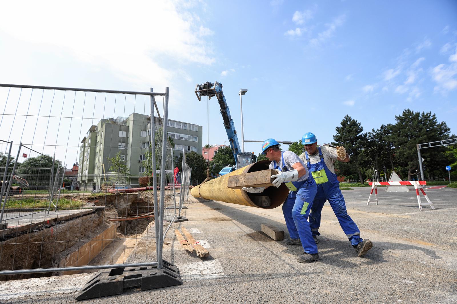 Zagreb: Zbog radova na vrelovodu za promet zatvorena Horvaćanska cesta