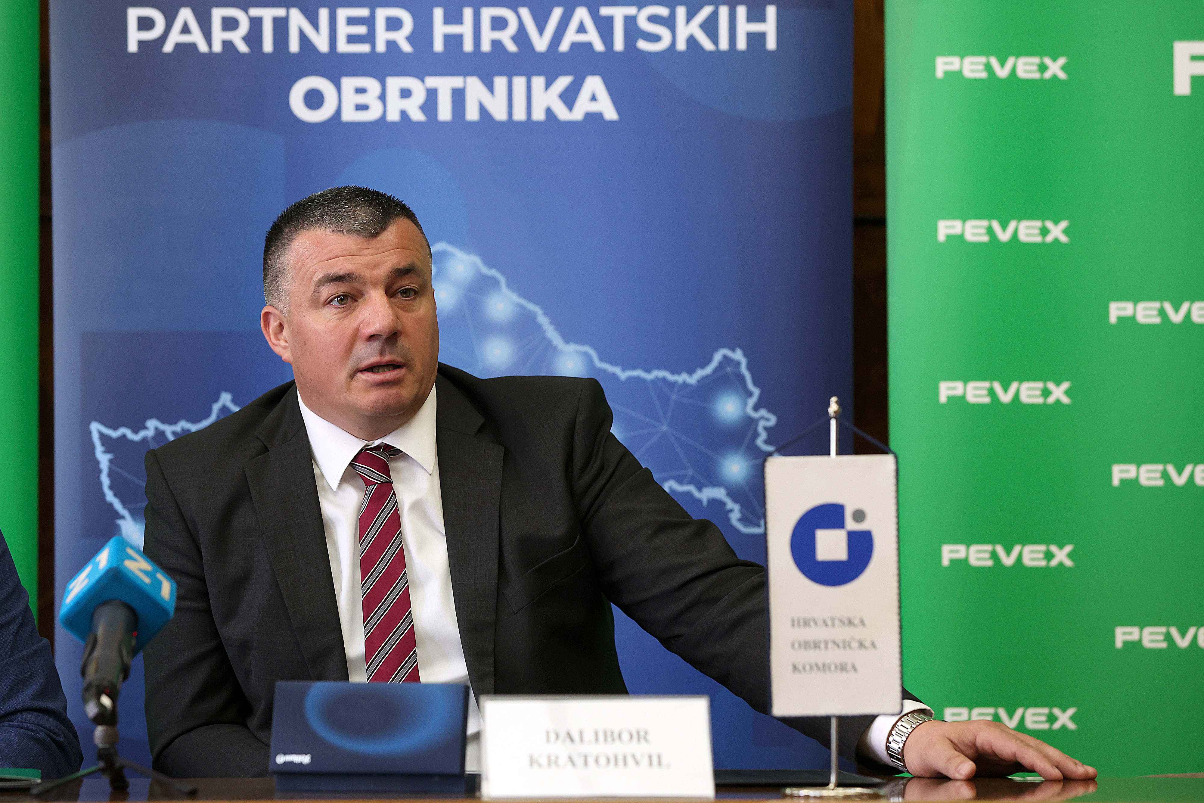 Zagreb: Hrvatska obrtnička komora i tvrtka Pevex d.d. potpisali su Sporazum o suradnji