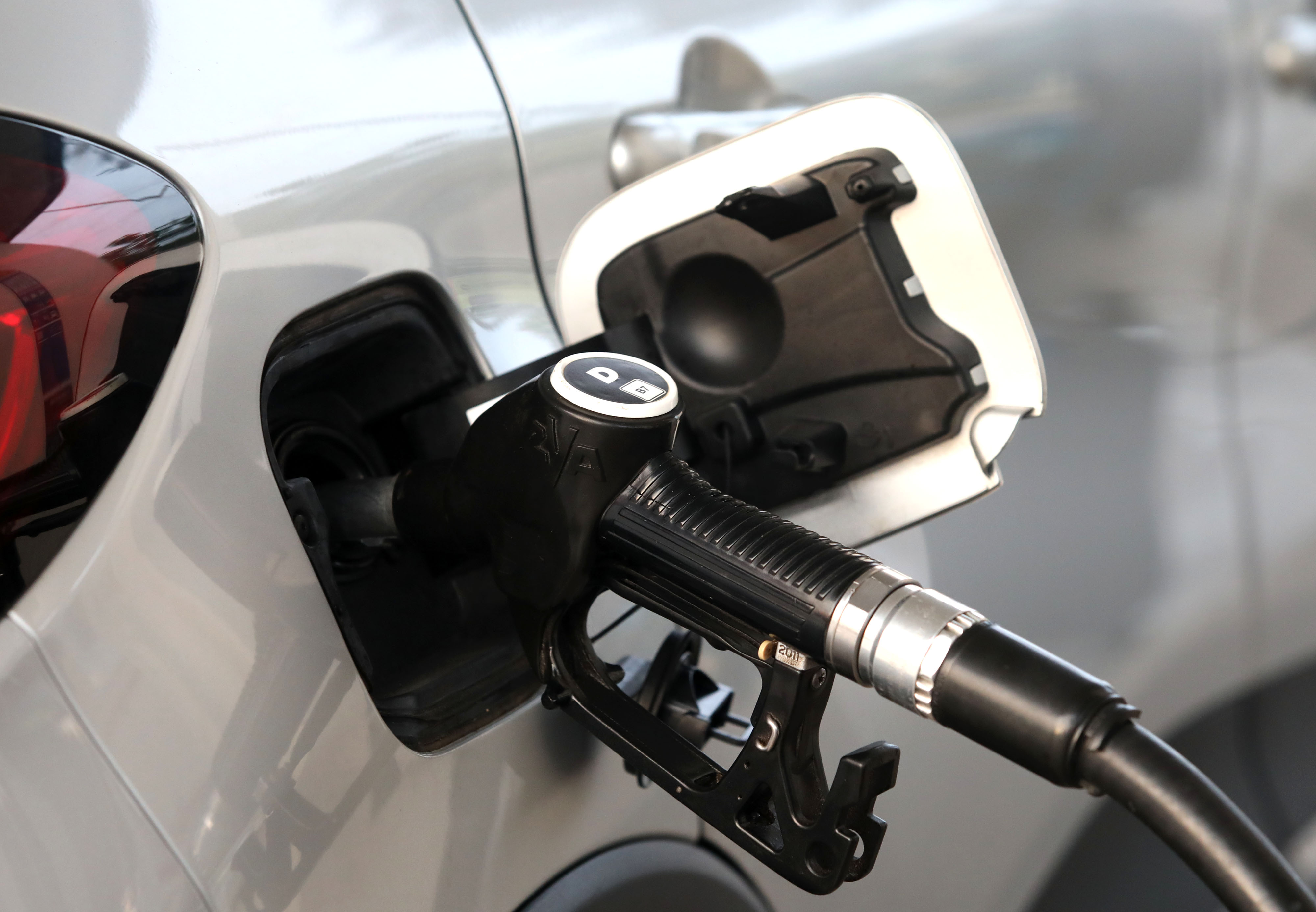 ibenik: Od danas nove cijene goriva, i dizel i benzin jeftiniji