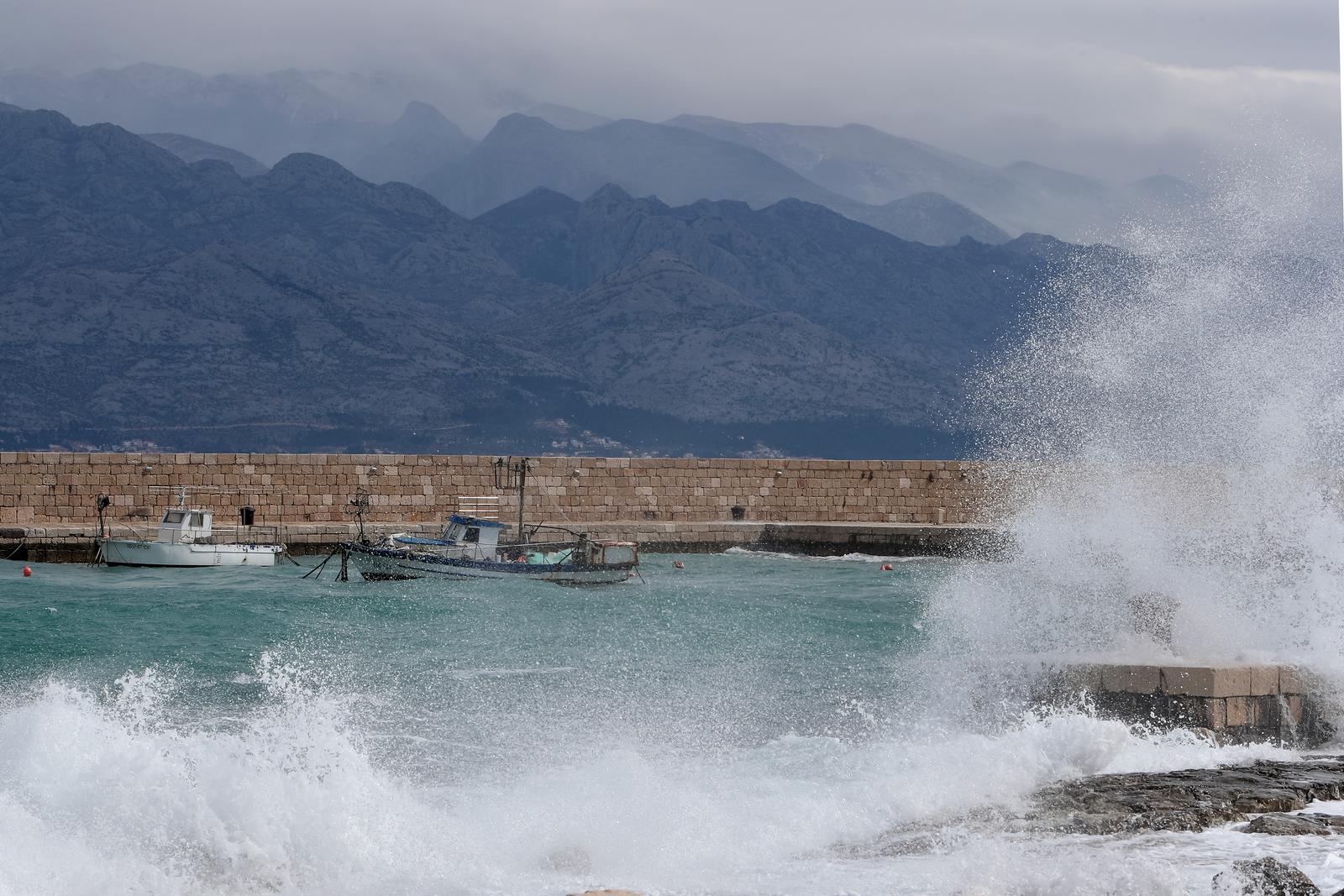Jaka bura u Ražancu