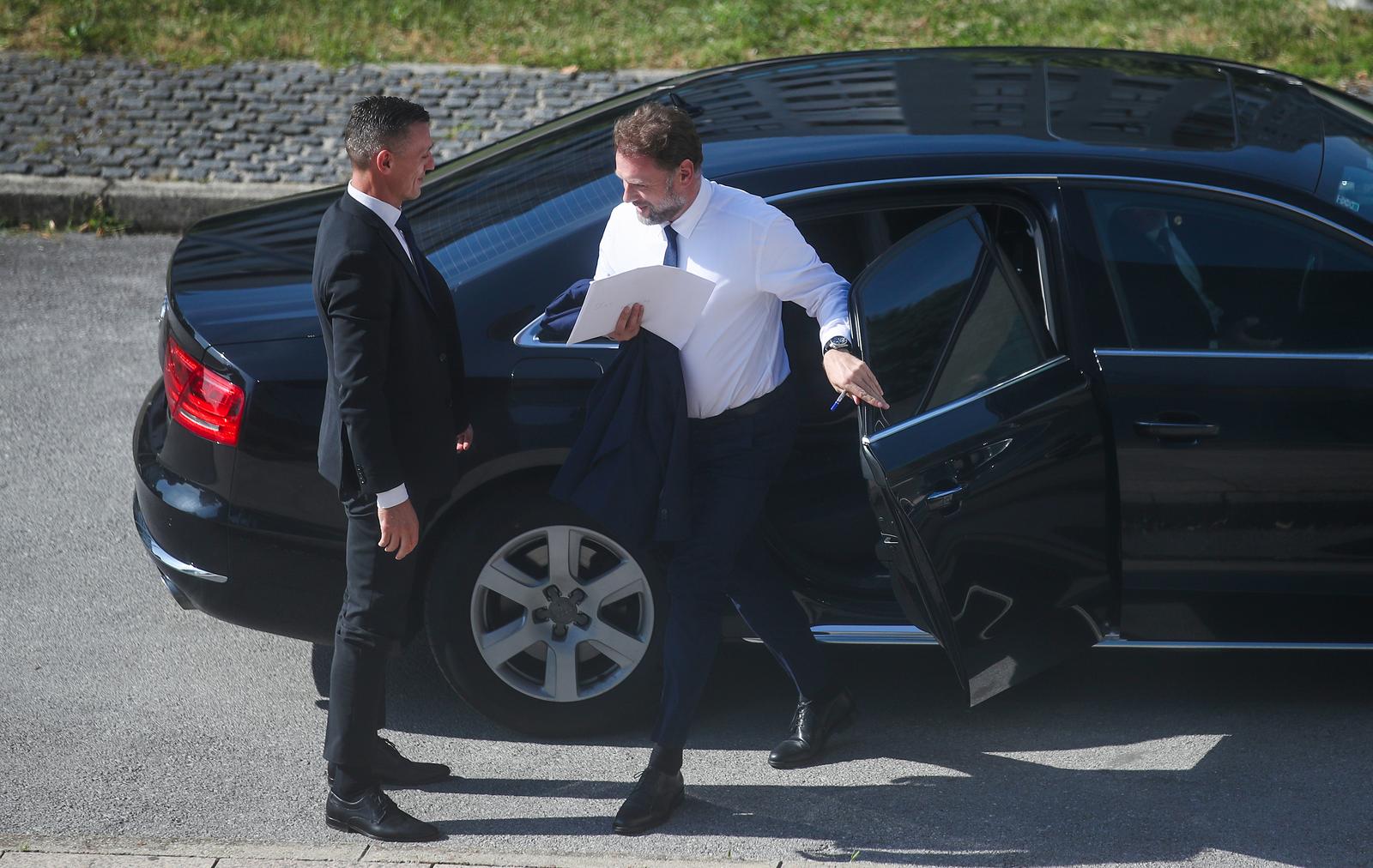 Zagreb: Dolazak ministara na sjednicu Vlade RH