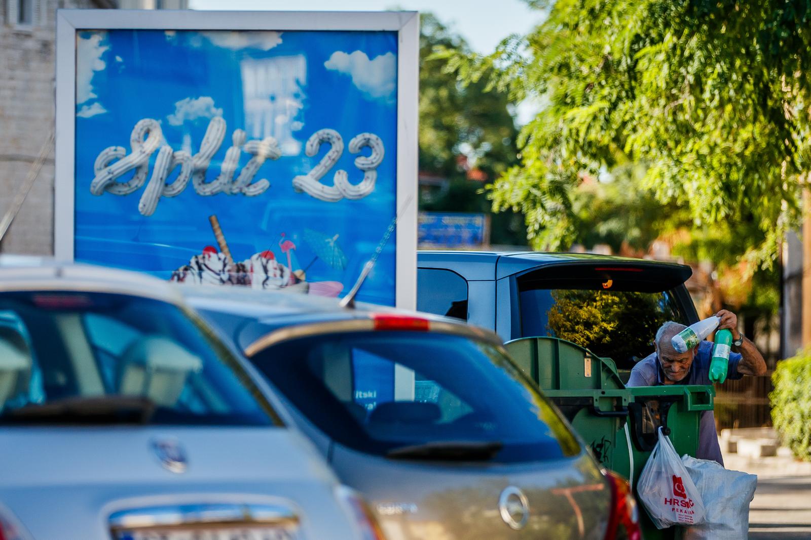 Sakupljači boca u centru Splita