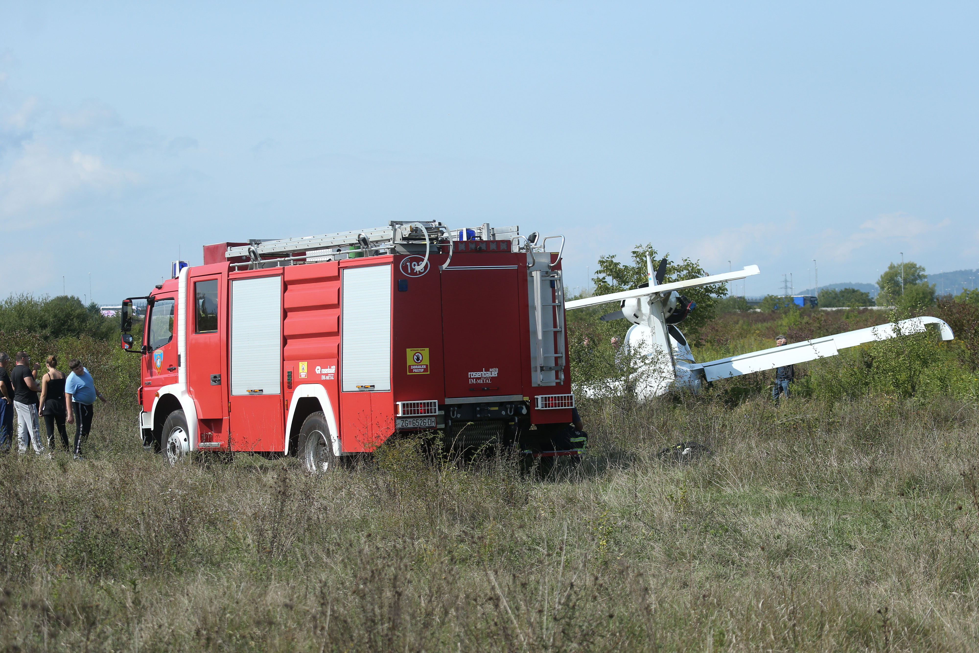 Sportski avion prisilno sletio kod Hrvatskog Leskovca, o?evid je u tijeku i nema ozlije?enih