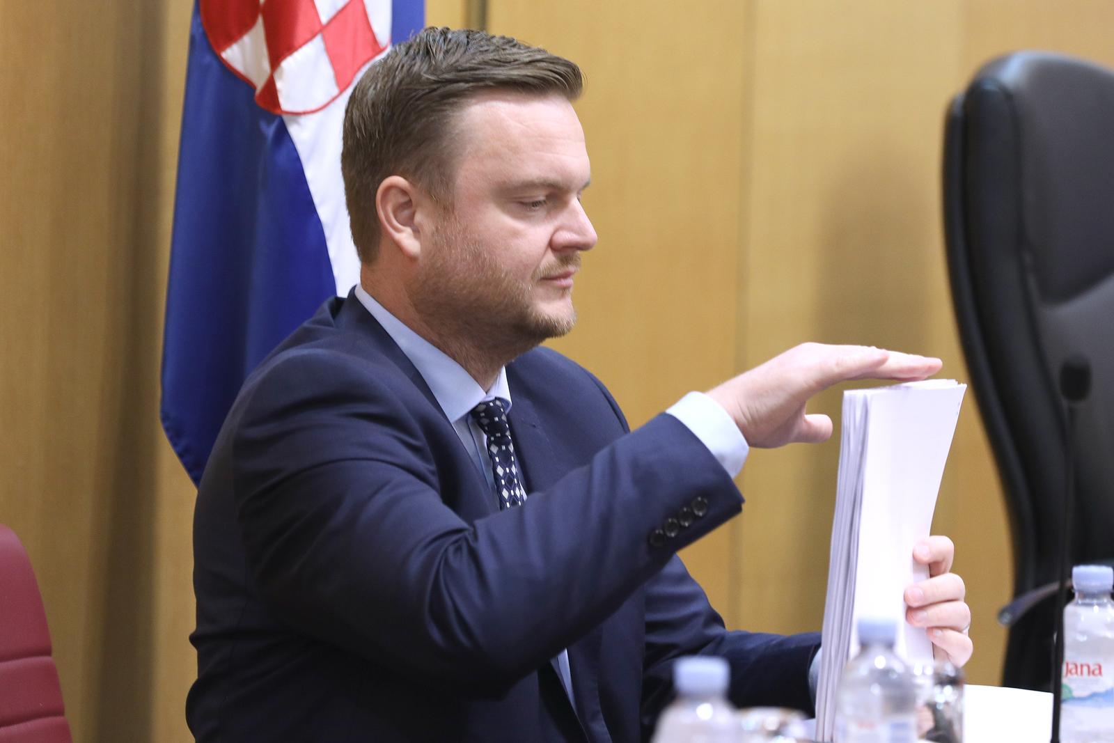 Zagreb: Sabor raspravlja o paketu poreznih zakona