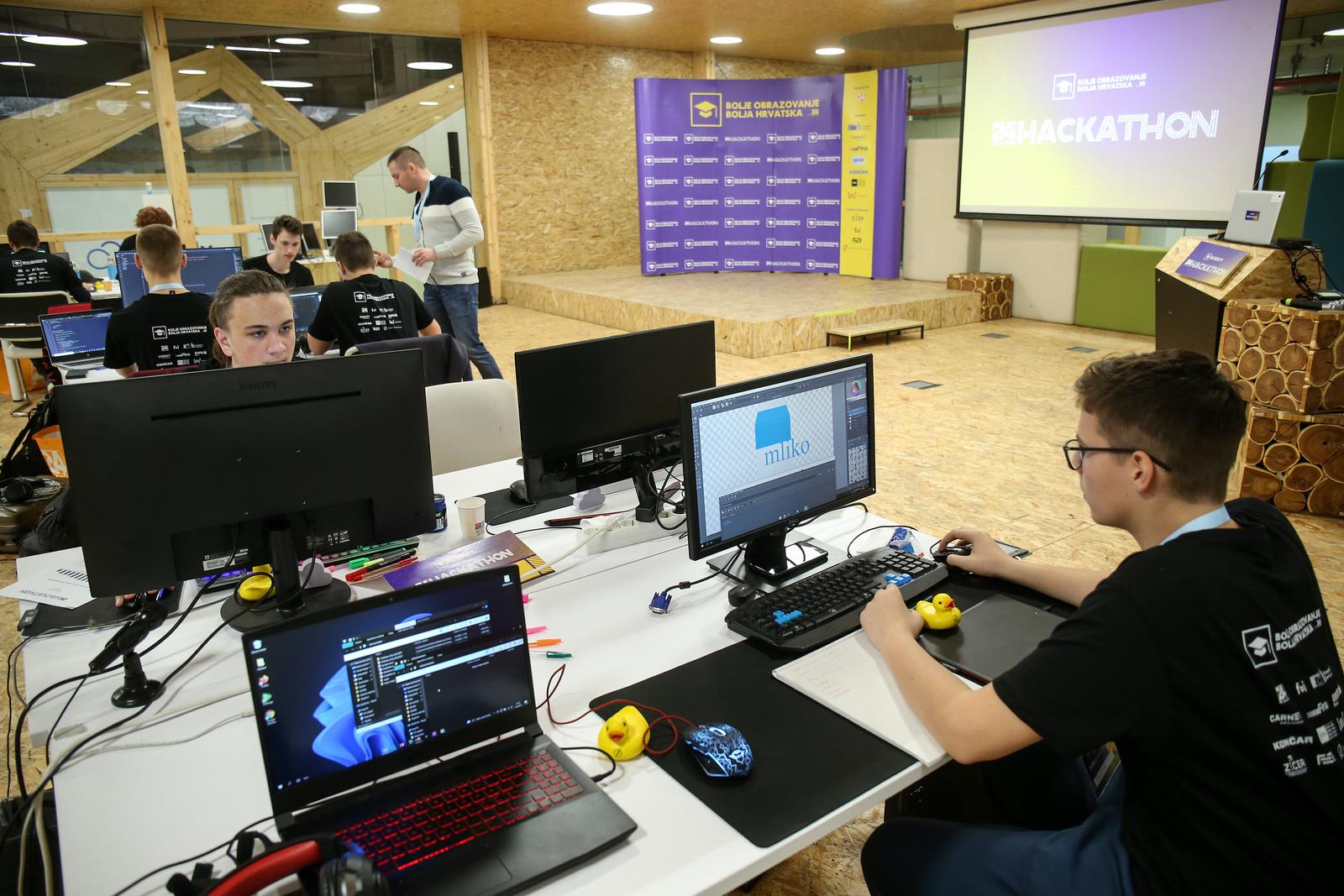 Prvi dan natjecanja 24sata Hackathon