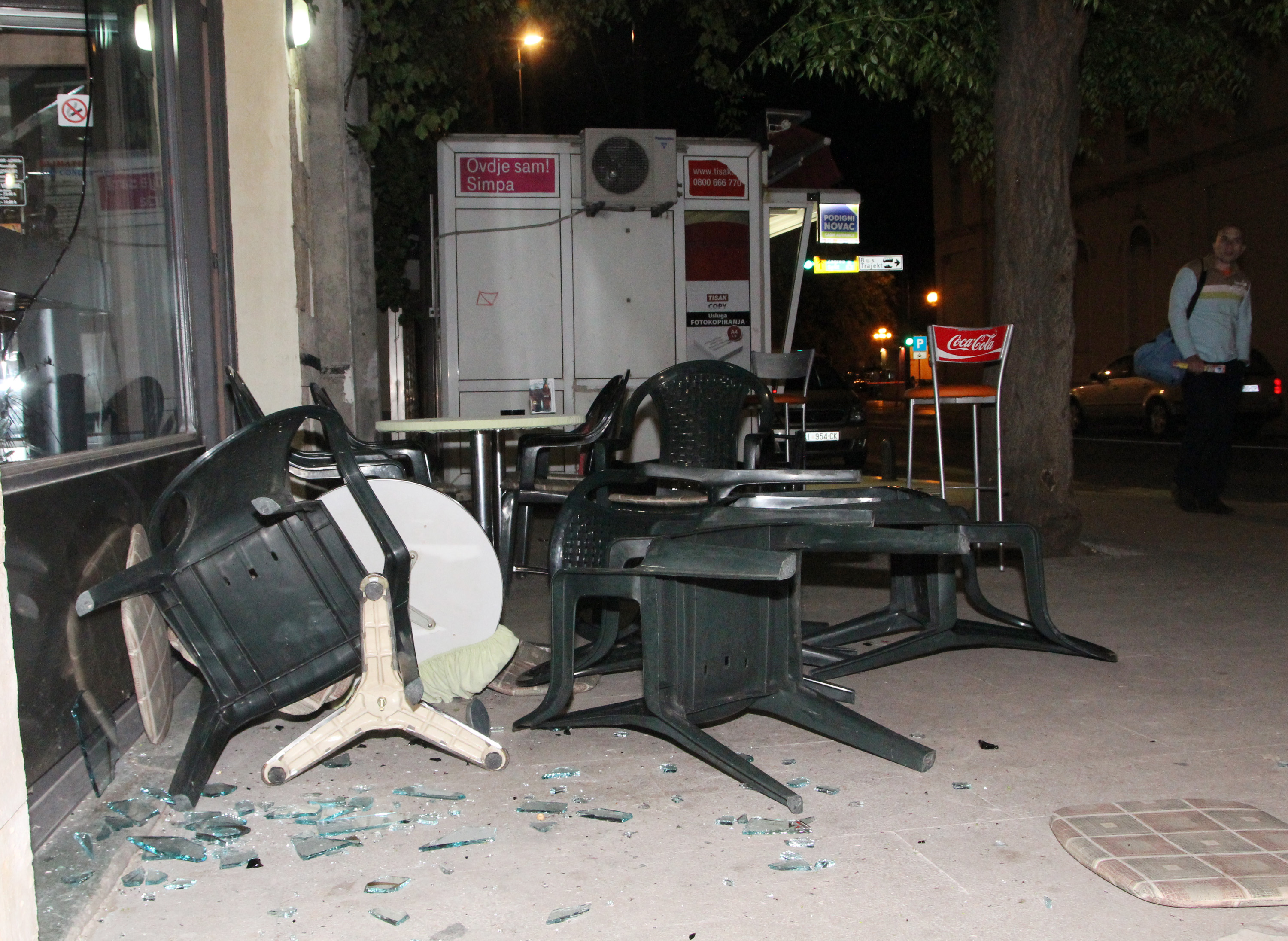 ibenik: Funcuti razbili kafi? biveg direktora NK ibenik, policija osigurava zgradu upanije