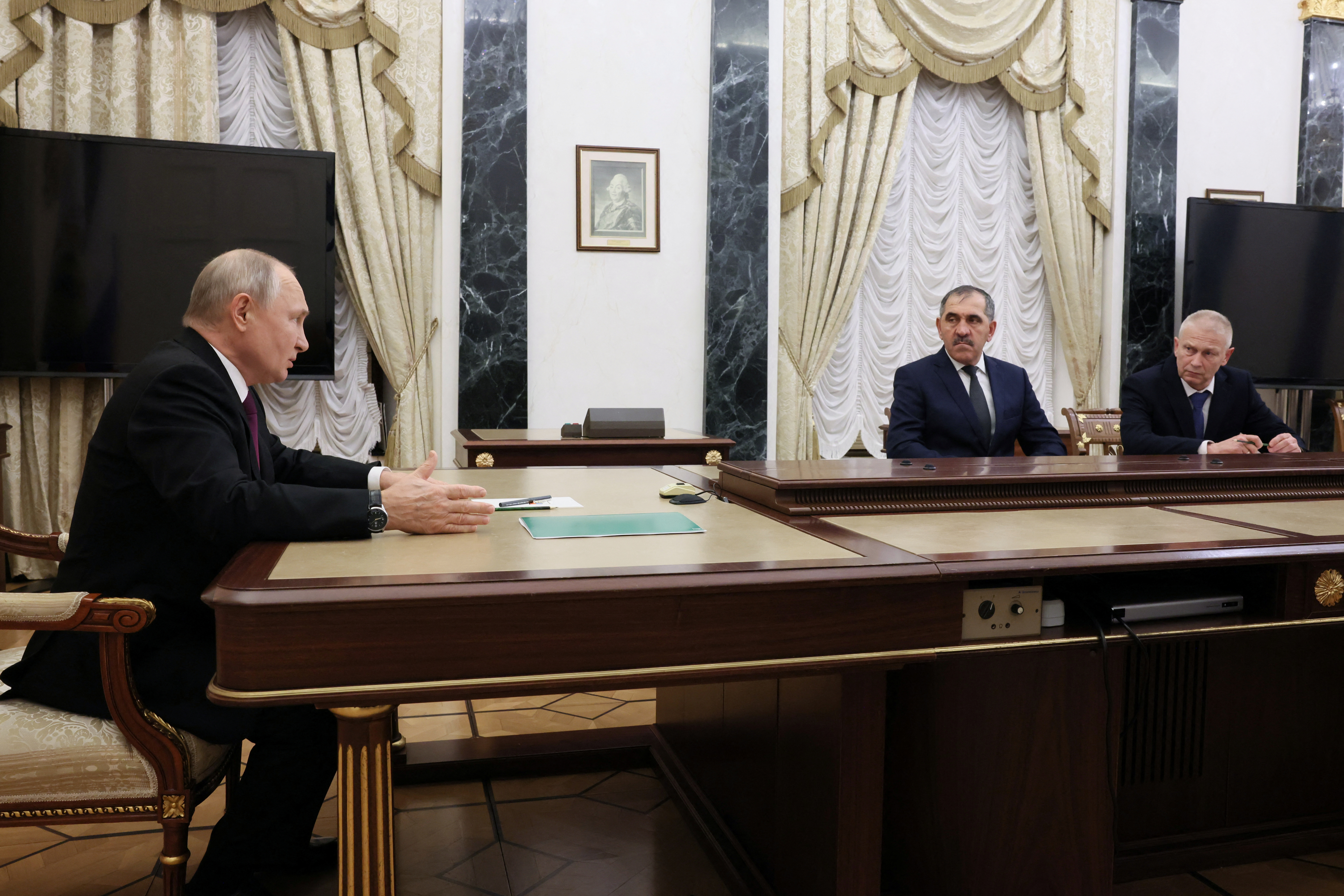 Putin meets former Wagner commander Troshev at the Kremlin