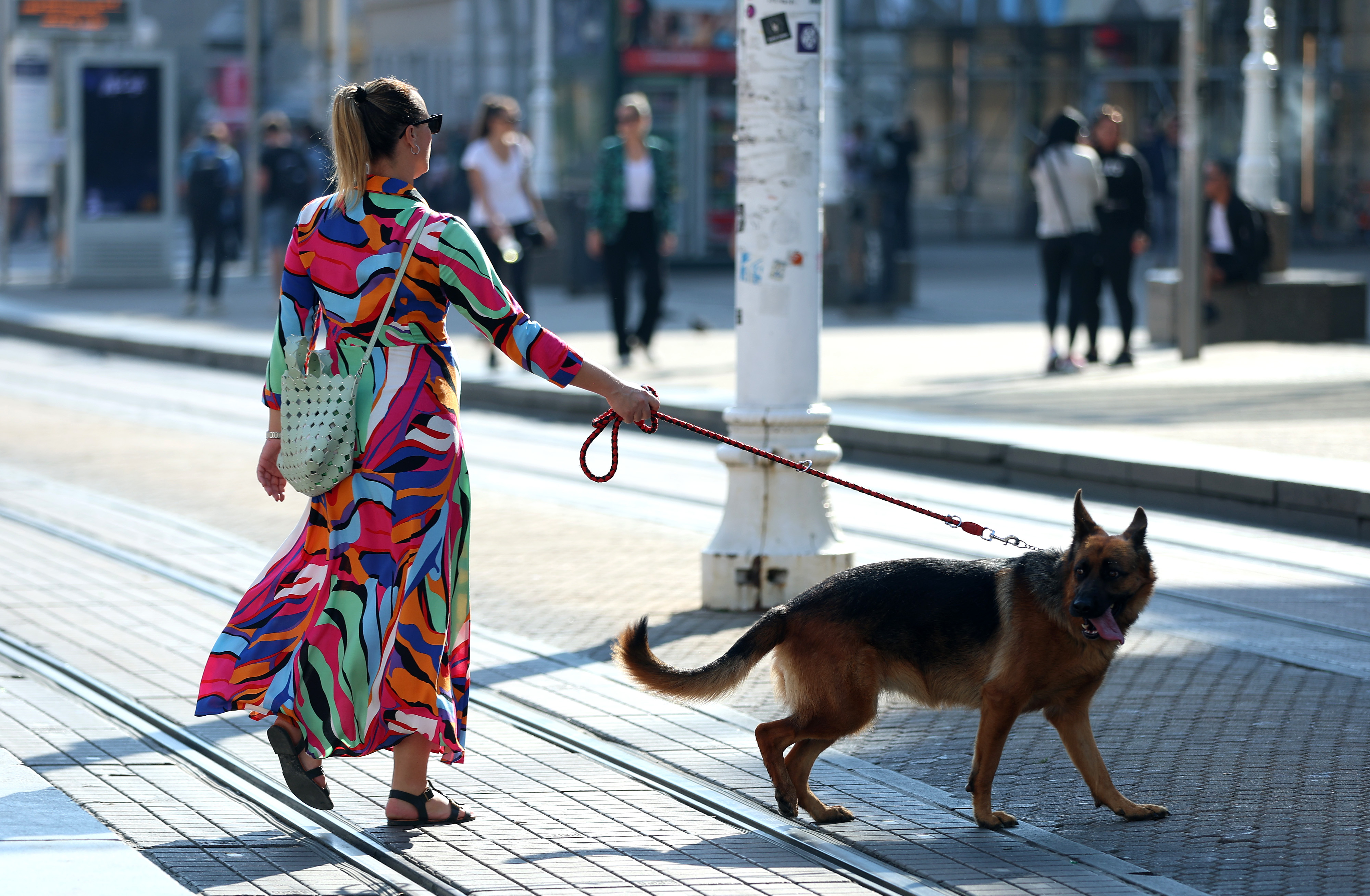 Zagreb: Sunčano i toplo prijepodne u središtu grada