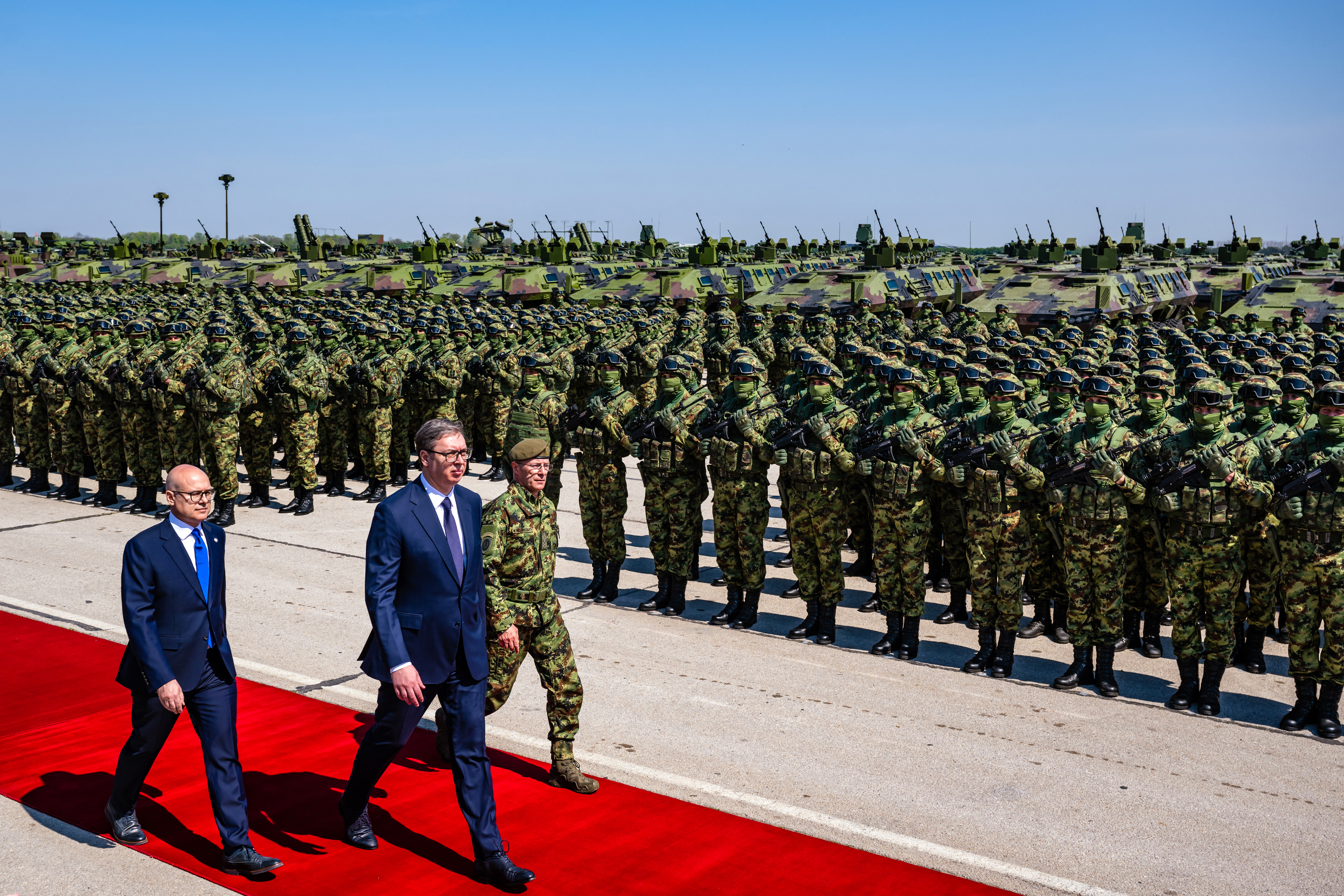 vojska, srbija, aleksandar vučić