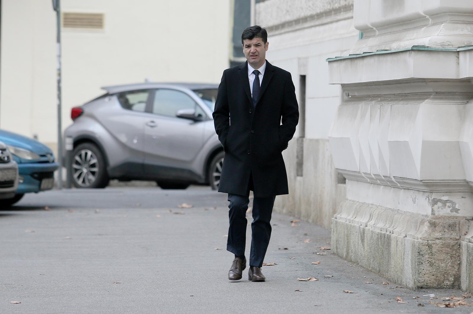 Zagreb: Na suđenju Zvonimiru Šostaru svjedočili su Milan Bandić i Miro Laco