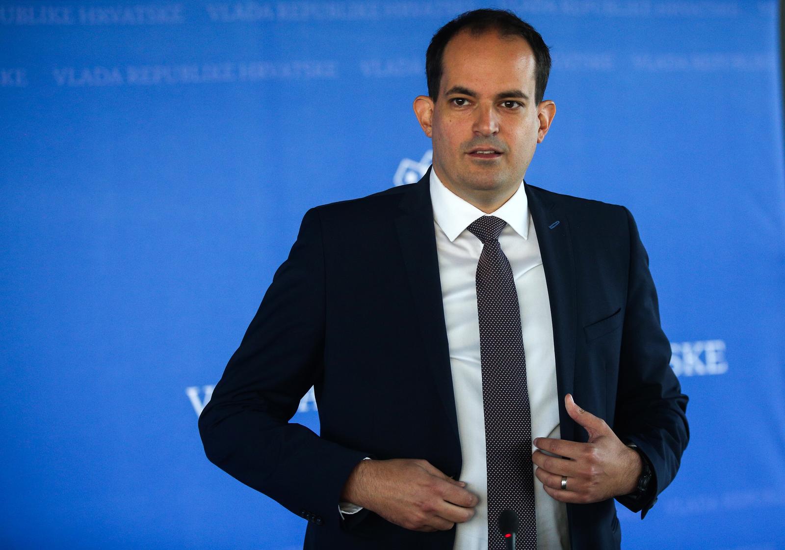 Zagreb: Ministar  Malenica dao  izjavu za medije nakon sjednice Vlade