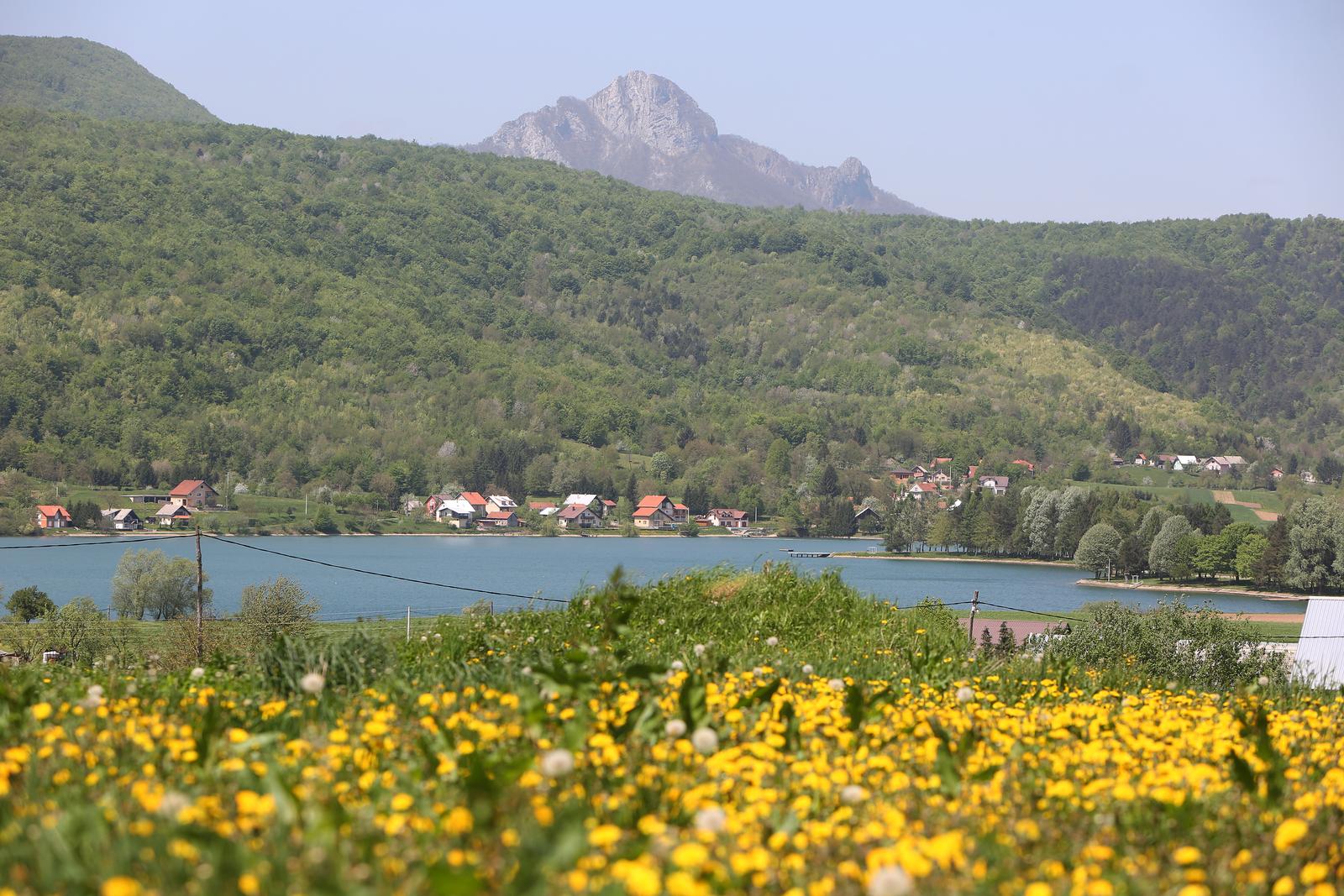 Klek i jezero Sabljaci