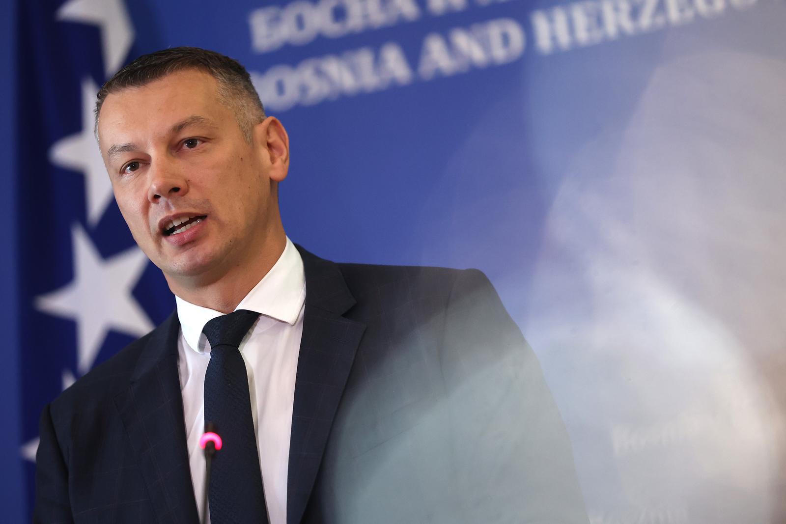 Sarajevo: Izvanredna konferencija za medije ministra sigurnosti BiH Nenada Nešića